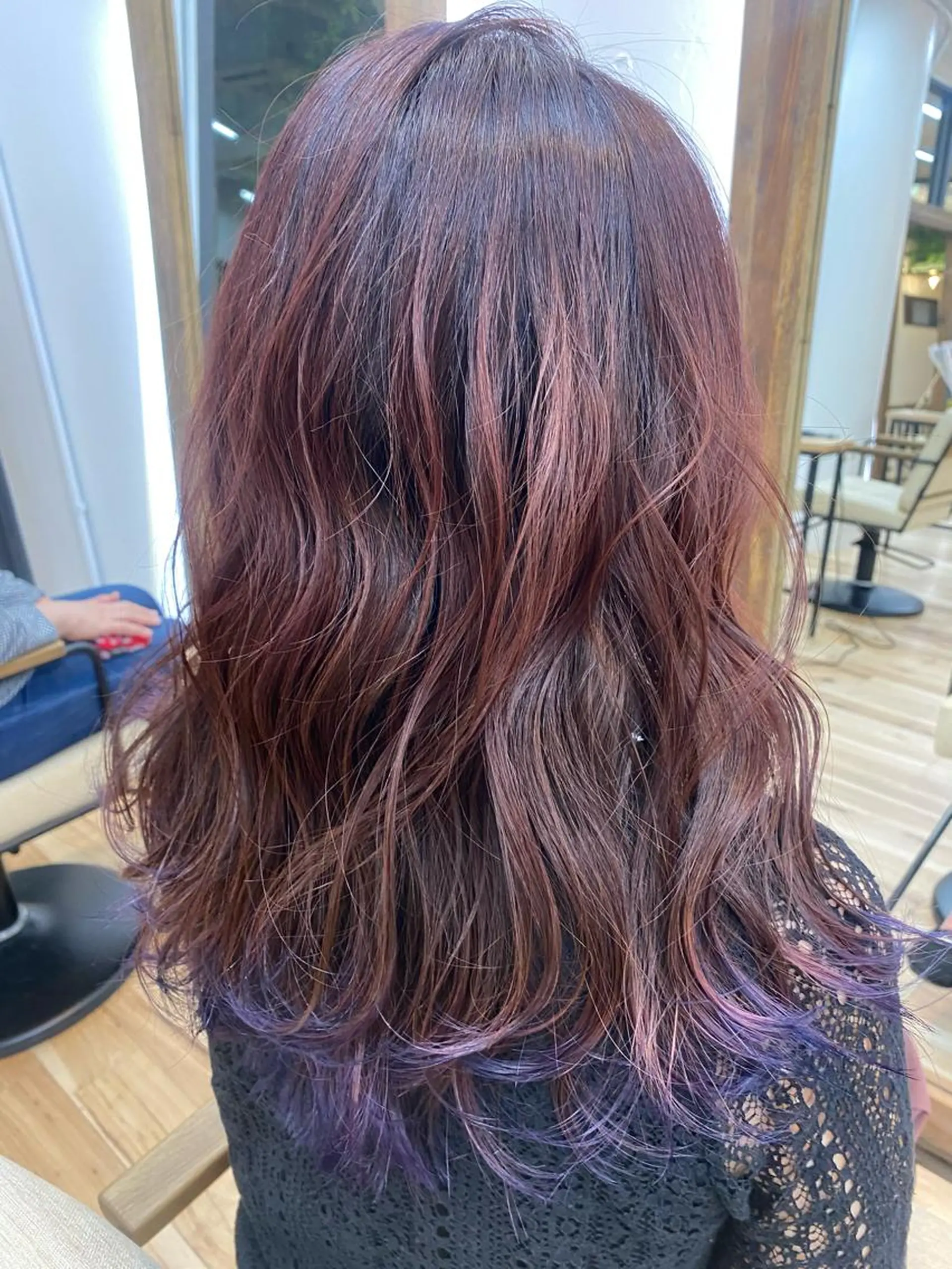 セミロング おおつき ありかのヘアスタイル