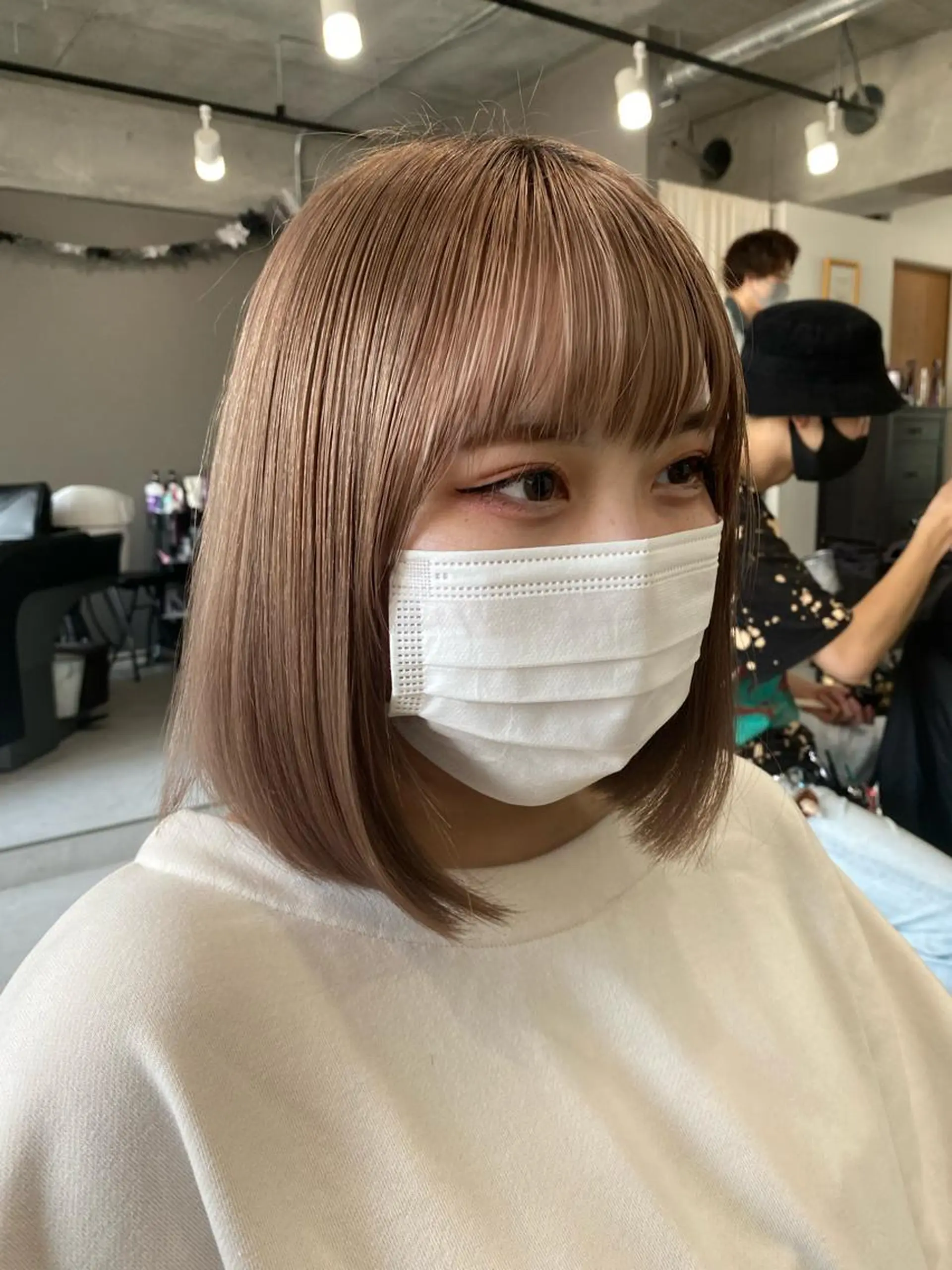 セミロング カラー カット ヘアカラー トリートメント 韓国ヘア特化💍 tiam💍ブリーチのヘアスタイル