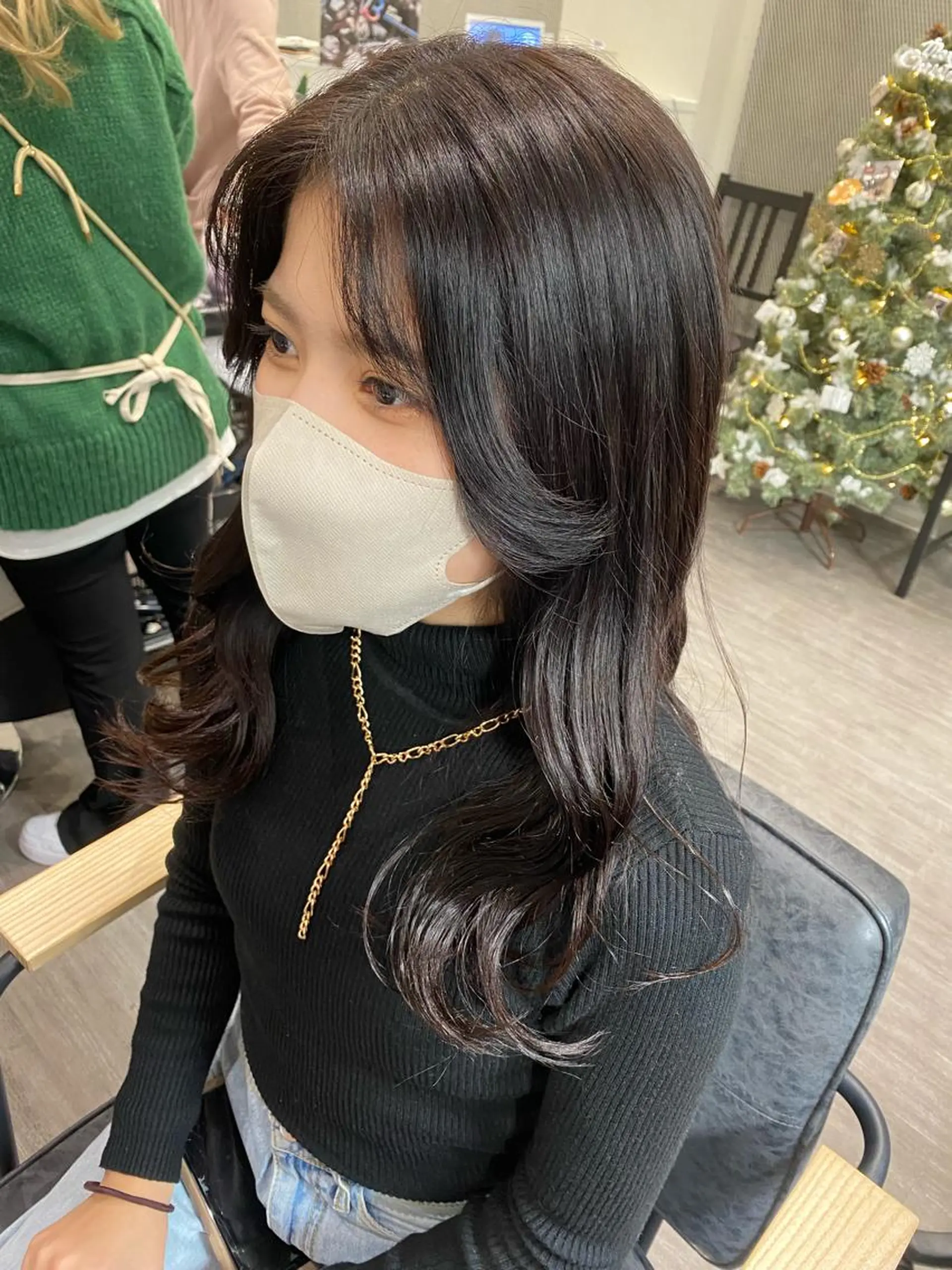 ロング 大野 美紅のヘアスタイル