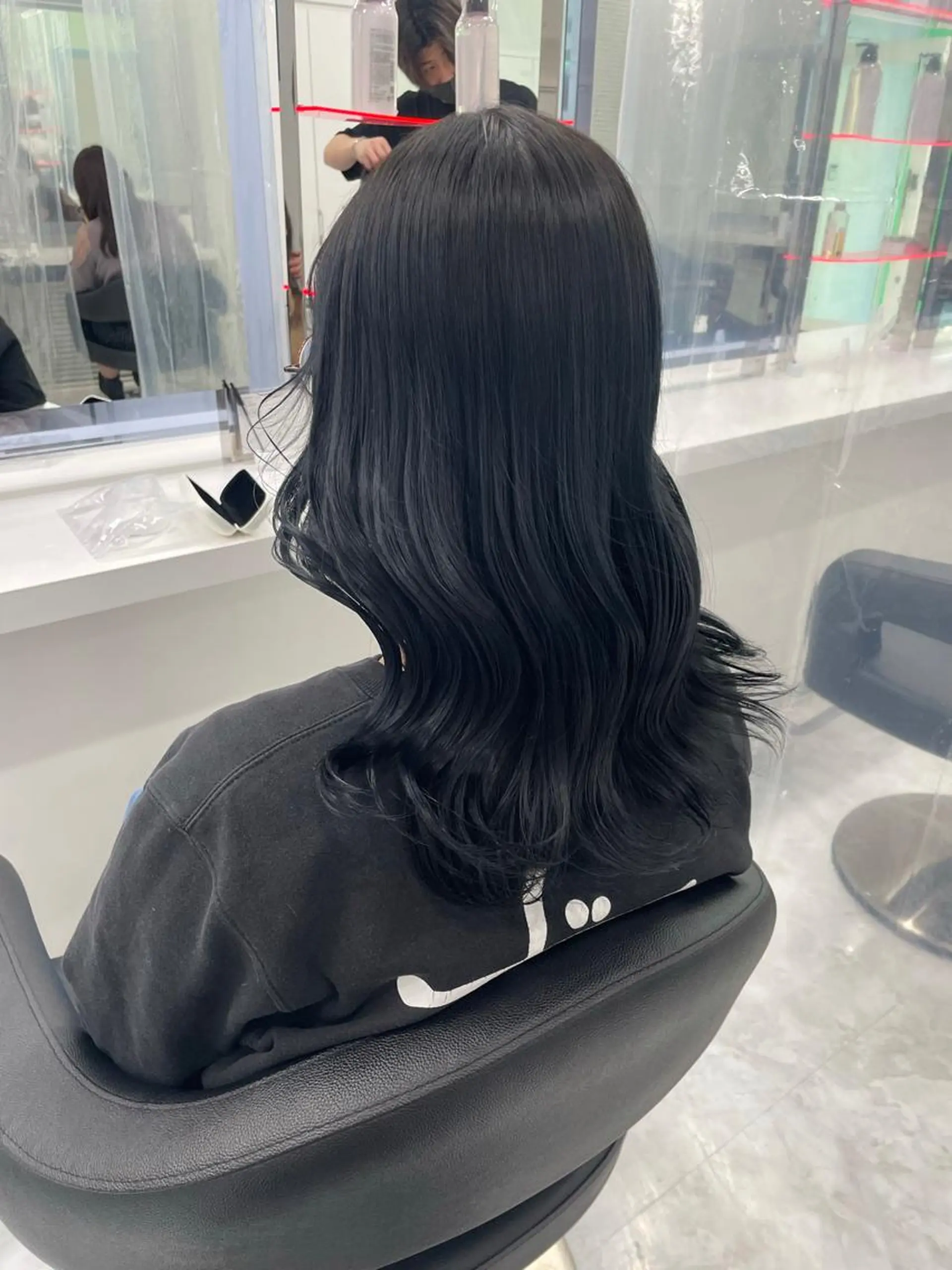 セミロング カラー ヘアアレンジ Ella所属・nana【艶髪】/ レイヤー/縮毛矯正のヘアスタイル