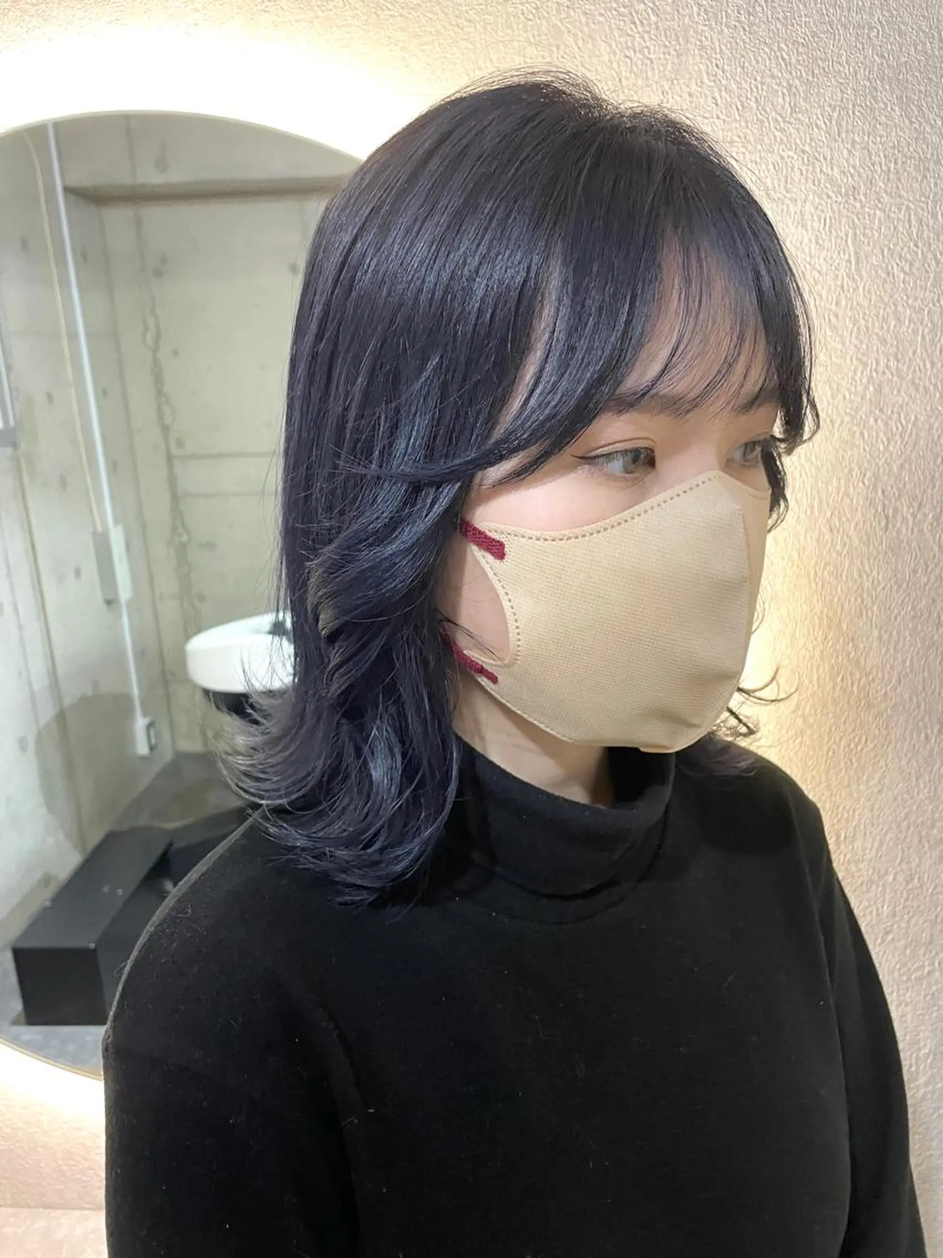 カラー 黒髪 ブルーカラー ブルーブラック Kvell&Co.所属・ハイトーン カラーのヘアスタイル