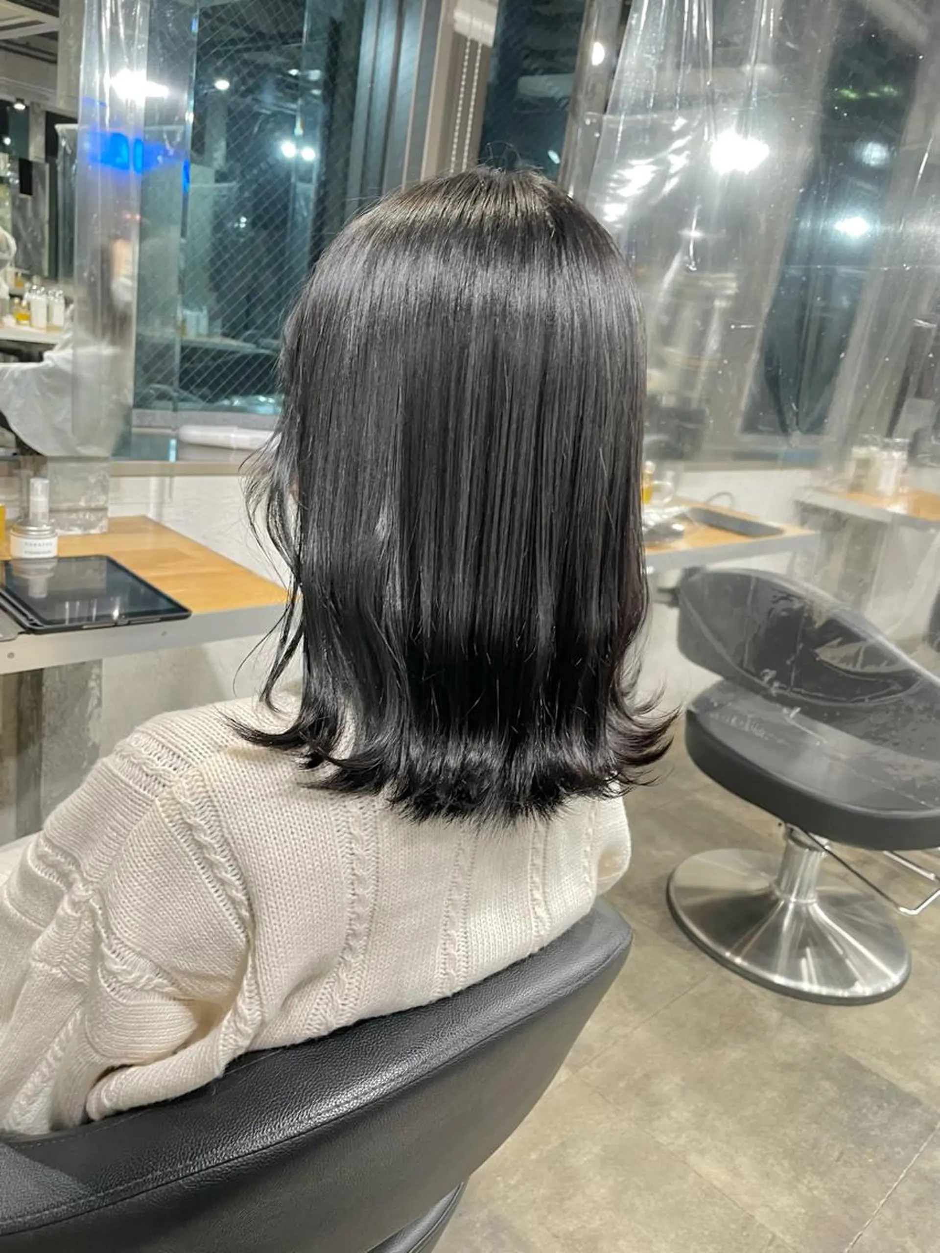 ミディアム カラー ベージュカラー💖 やすひろのヘアスタイル