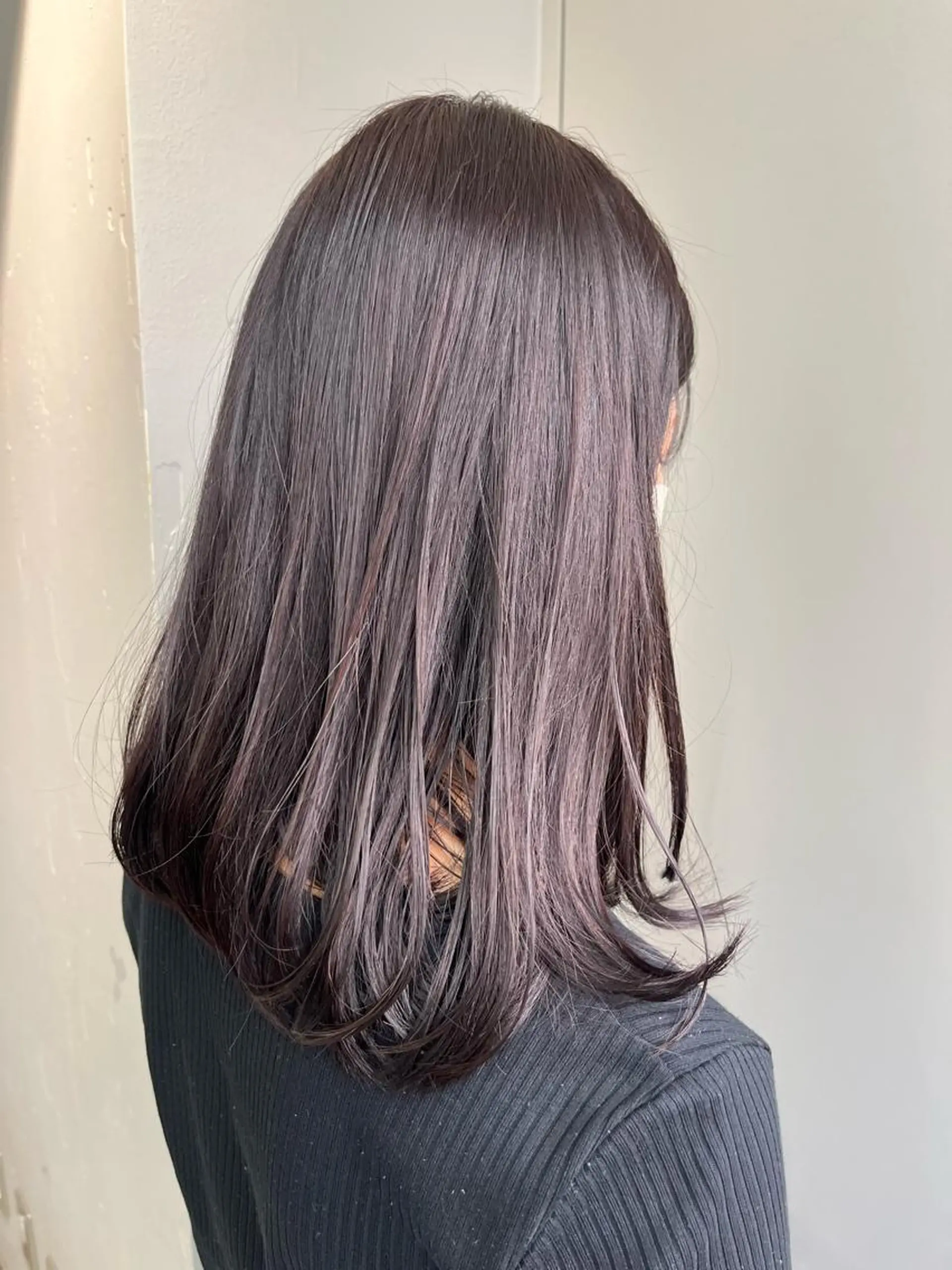 セミロング カラー ボブ・顔まわり 💎愛唯(めい)のヘアスタイル