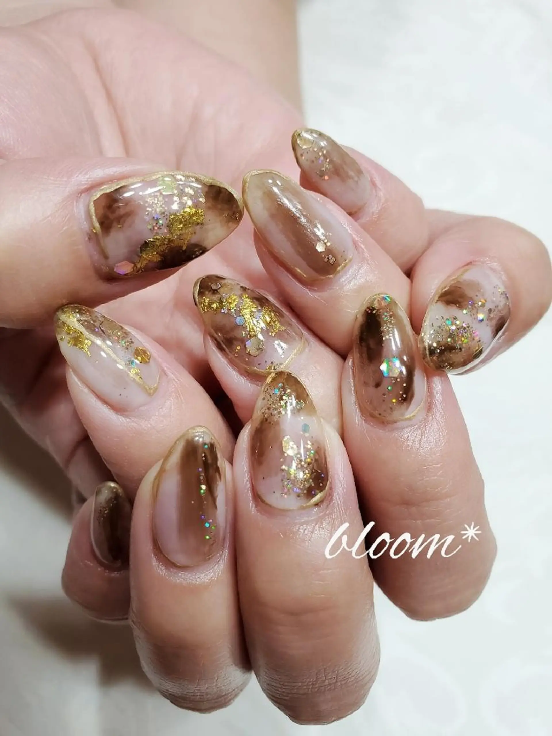 ネイル ブラウン ニュアンスネイル bloom *のネイルデザイン