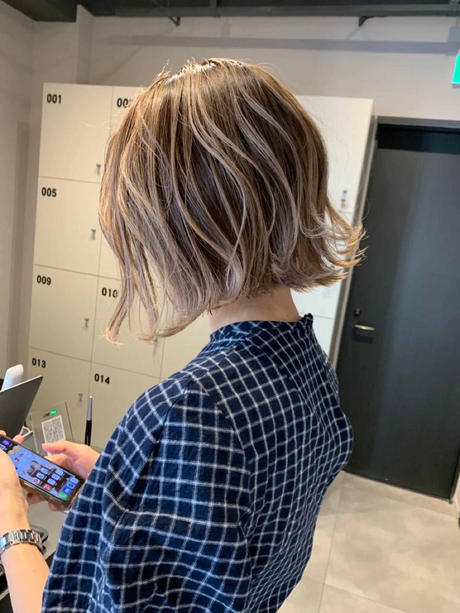 ミディアム ハイライト レイヤーカット haconeco【ハコネコ】所属・小川 舜人のヘアスタイル