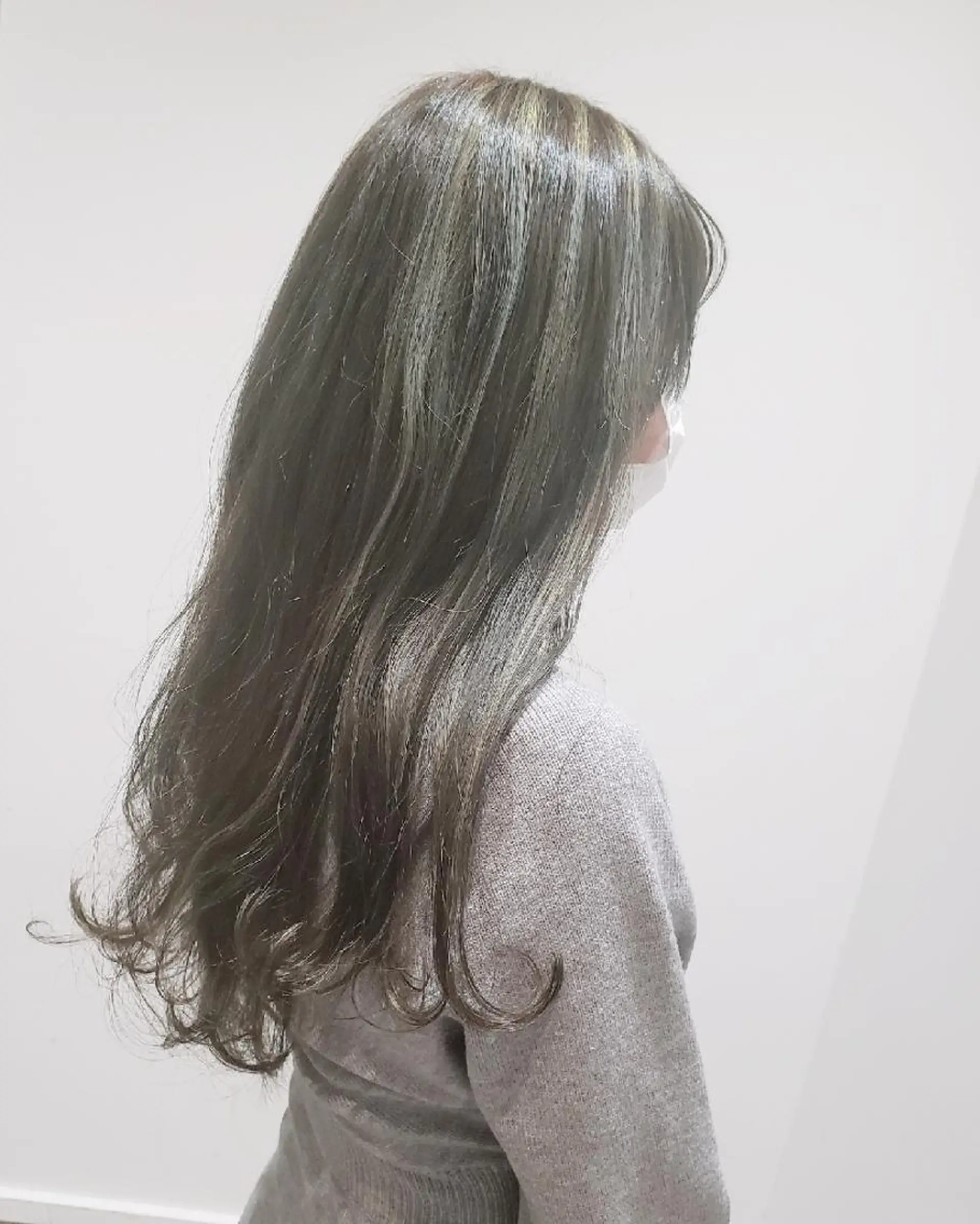 ロング カラー ハイライトカラー ハイライト matui maiのヘアスタイル