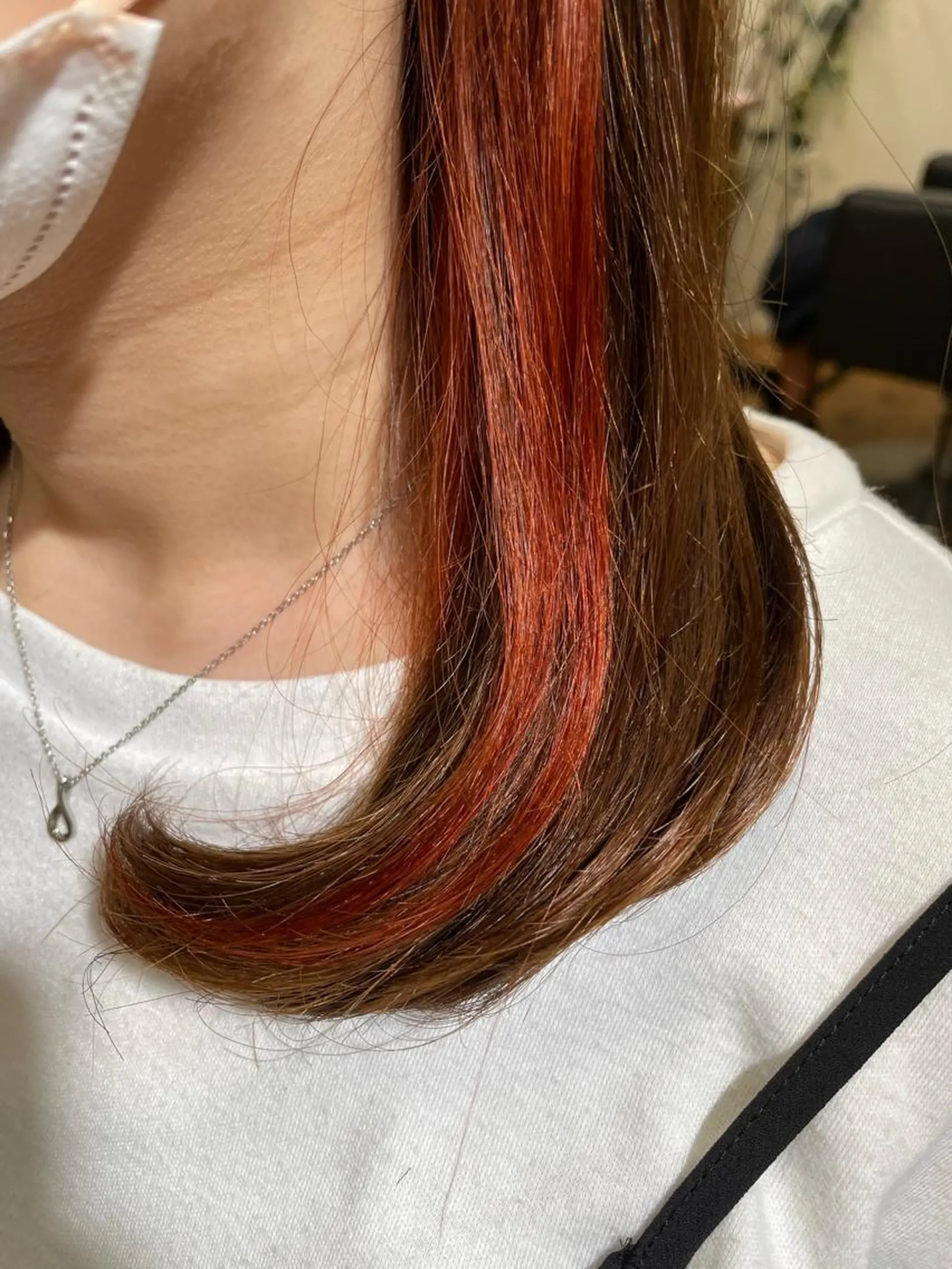 セミロング 市川 舞のヘアスタイル