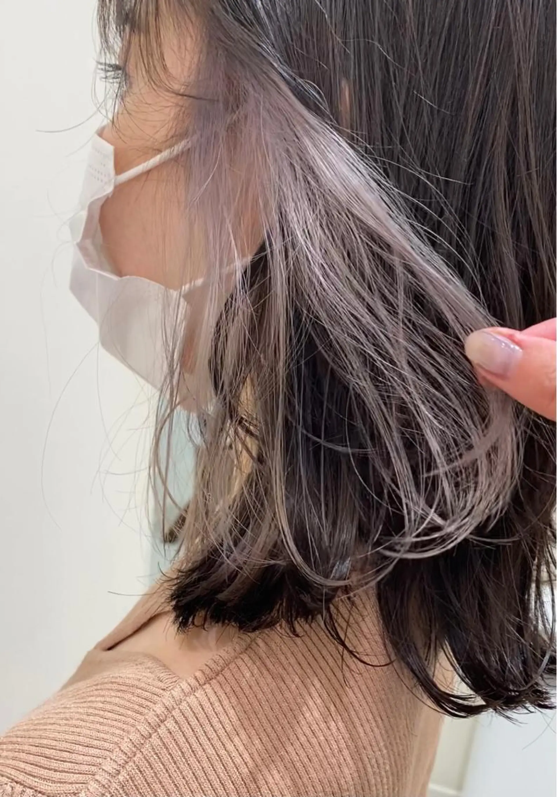 ミディアム カラー インナーカラー ラベンダーカラー シルバー カット ヘアカラー トリートメント 細めハイライト🩶 ボブ/レイヤーカットのヘアスタイル