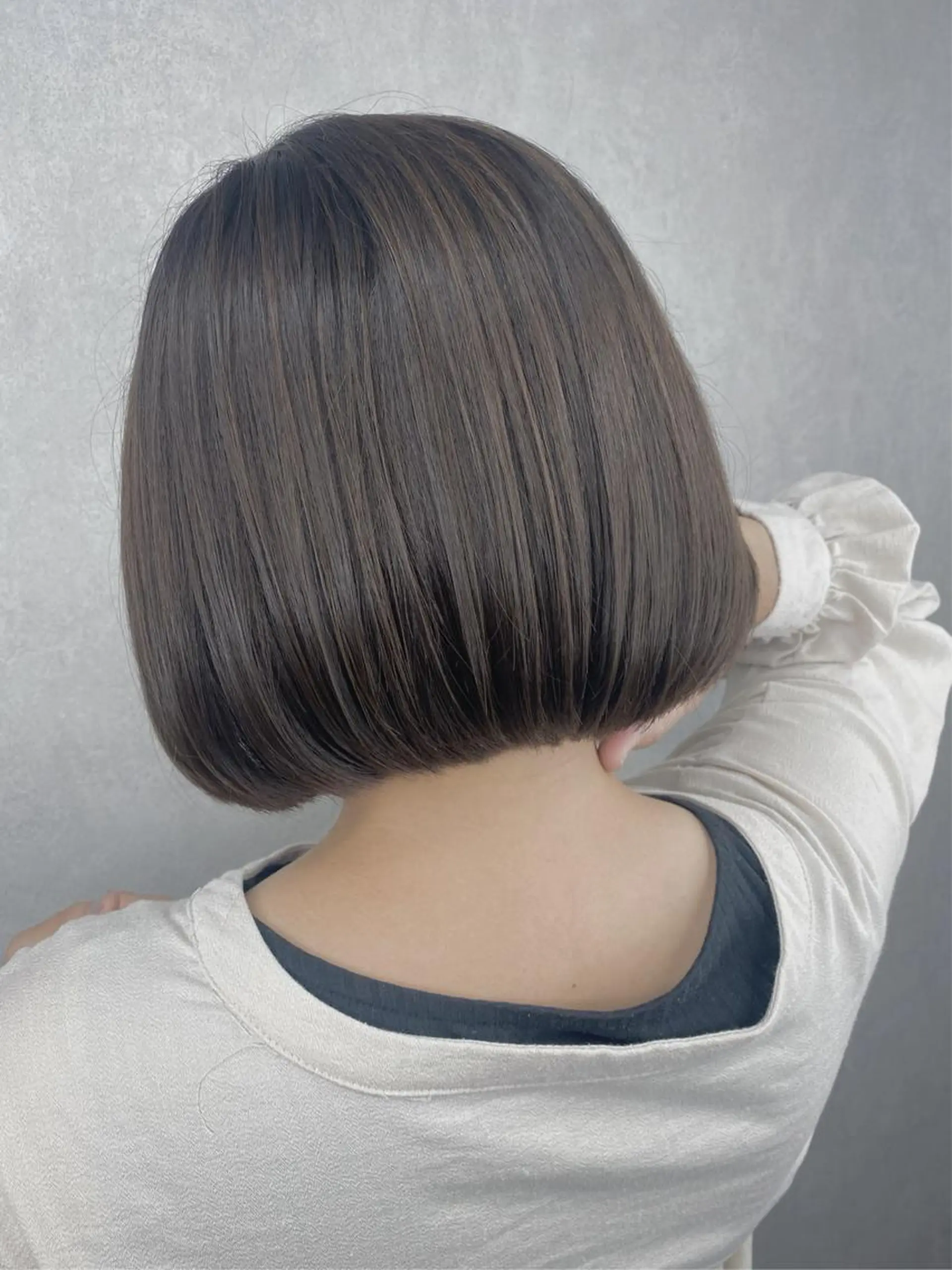 ミディアム _White所属・ＳＨＩ ＺＵのヘアスタイル