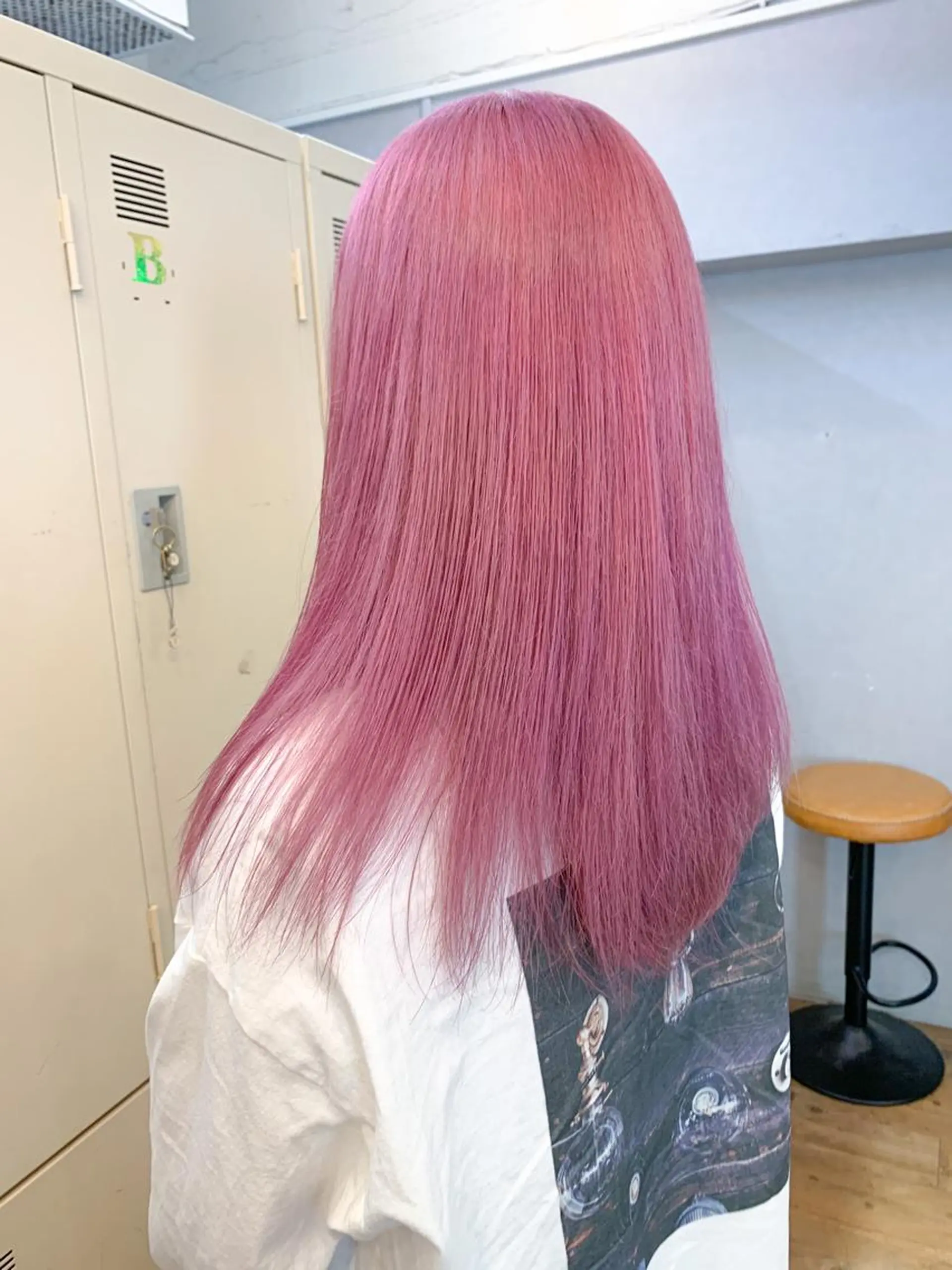 セミロング カラー ピンクカラー ヘアカラー 🌈 DAIKI 🌈のヘアスタイル