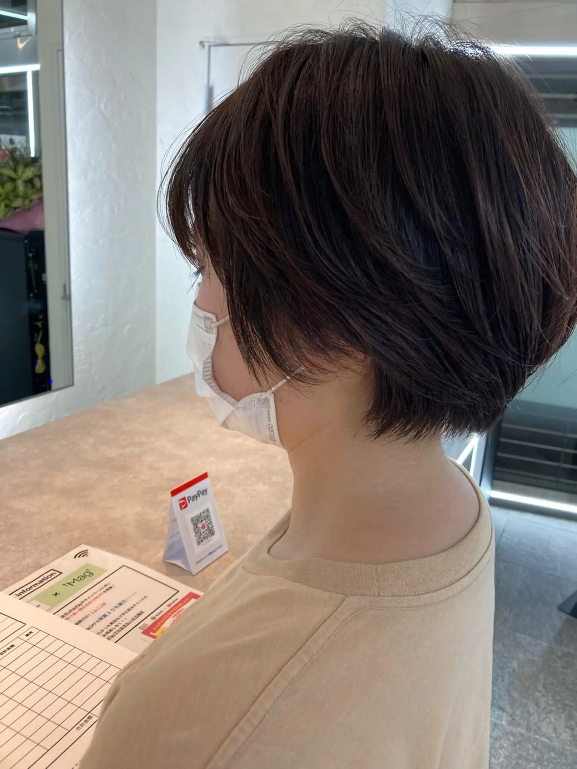 ショート カット 小池 楓のヘアスタイル