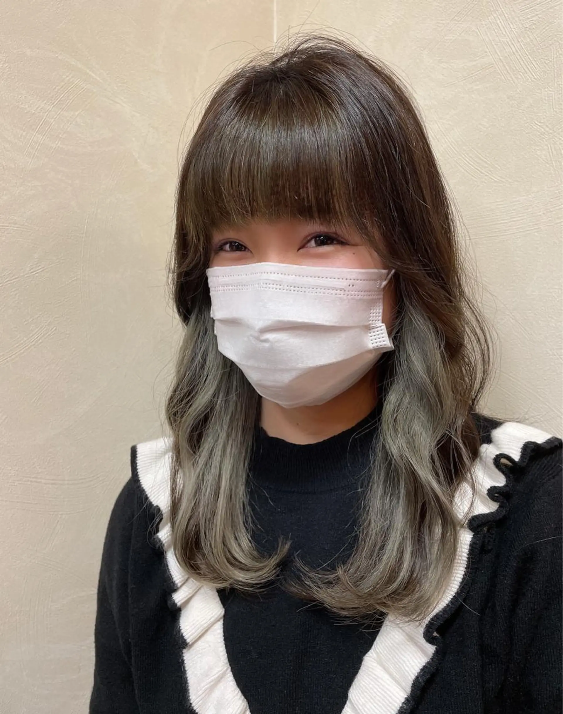 カラー Vyuha ビューハのヘアスタイル