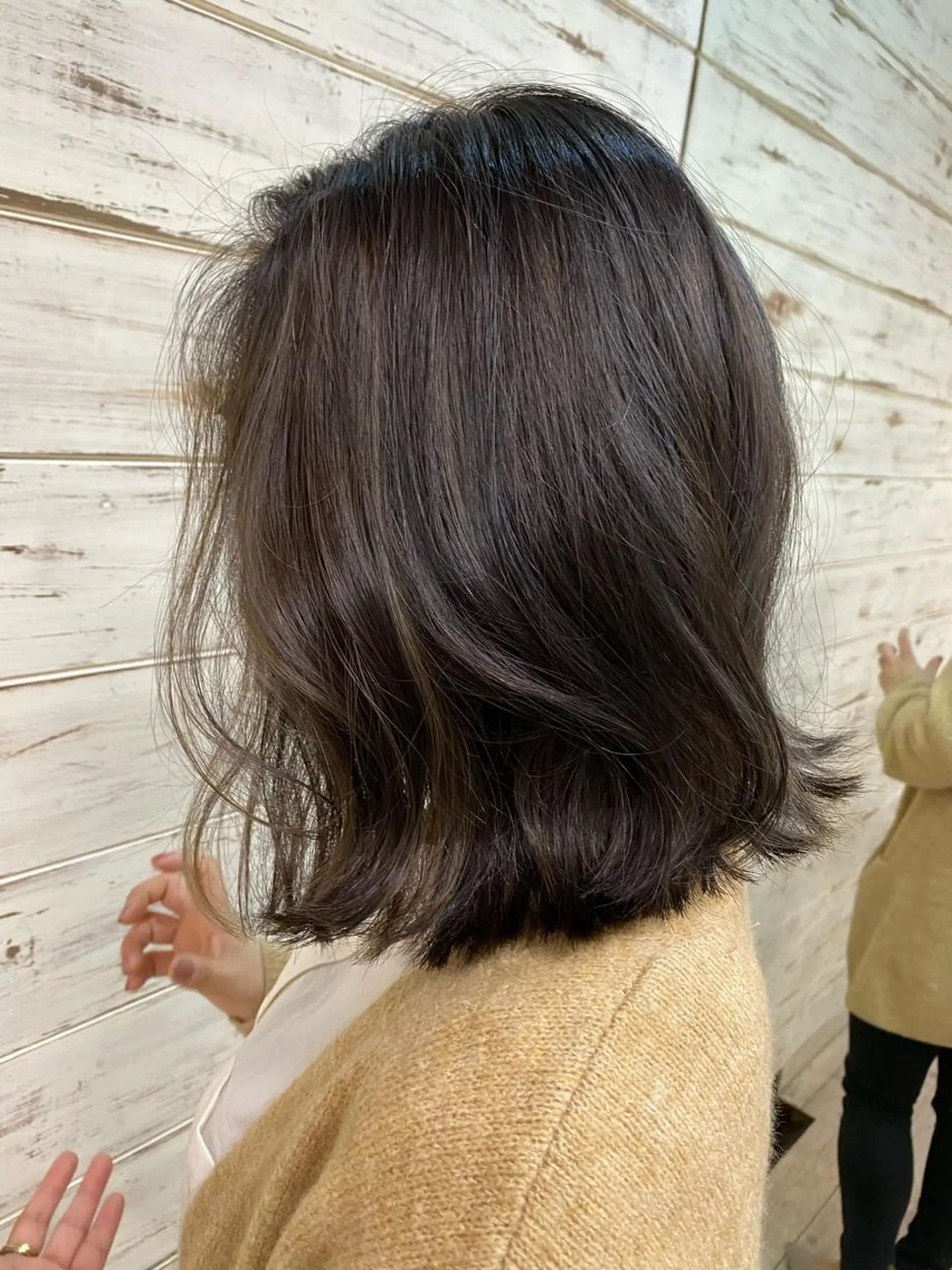 ミディアム カラー ハイライトカラー 顔周りカット ハイライト カット ヘアカラー トリートメント 日比 貴大/ minim hairのヘアスタイル