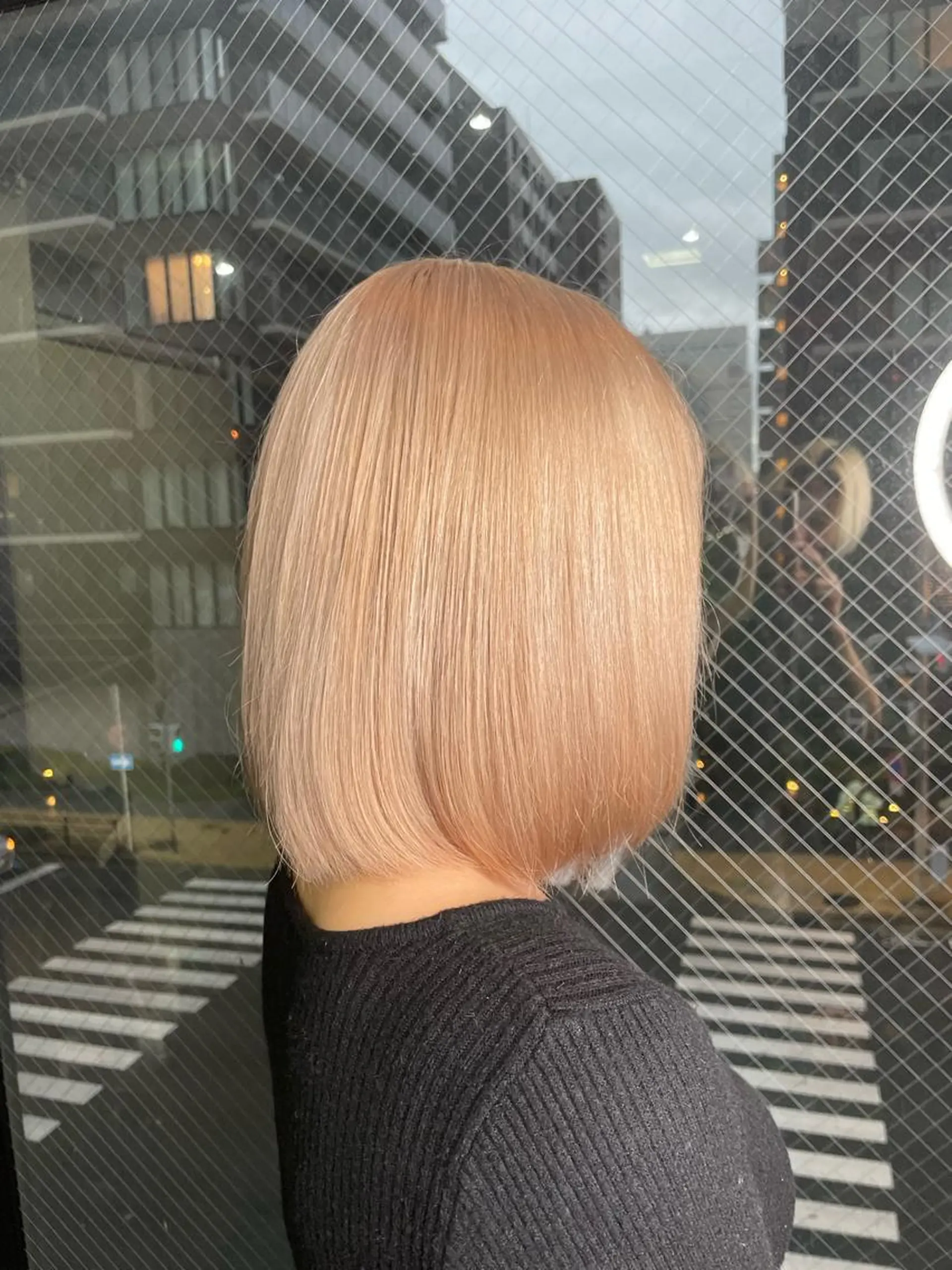 ショート アッシュ ボブ 外国人風カラー ハイライト レイヤーカット Carpe Diem所属・安田和洋 ブリーチカラー特化のヘアスタイル