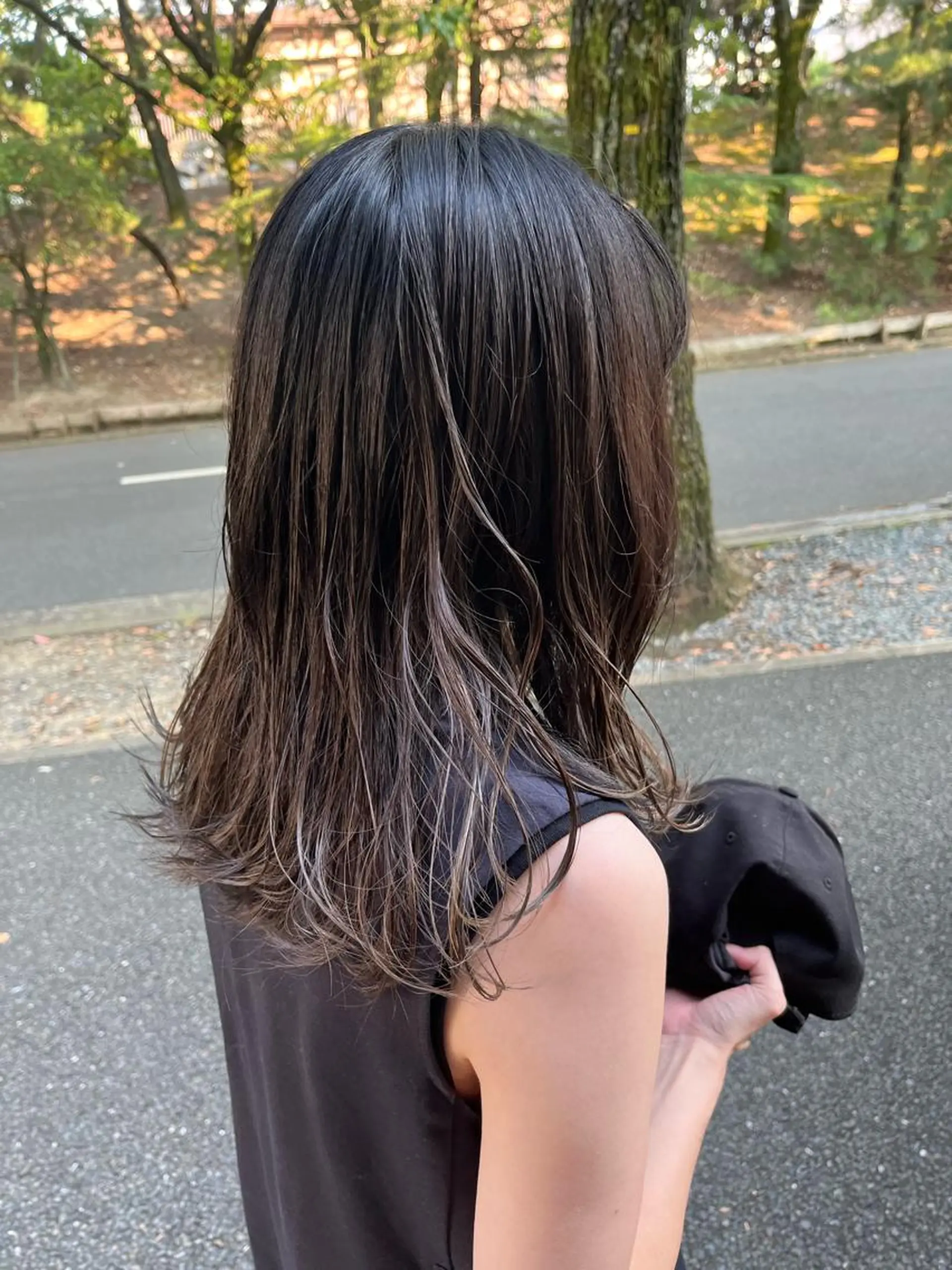 ミディアム カラー グラデーションカラー 小河 穂香のヘアスタイル