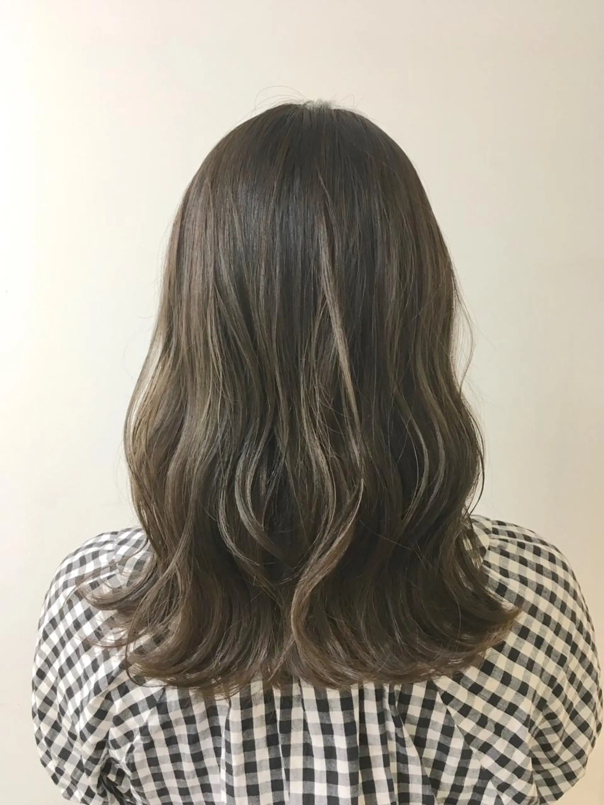 ミディアム カラー ベージュカラー ヘアカラー トリートメント ヘッドスパ ヘアセット go today shaire salon 本店所属・yoshi ☆のヘアスタイル