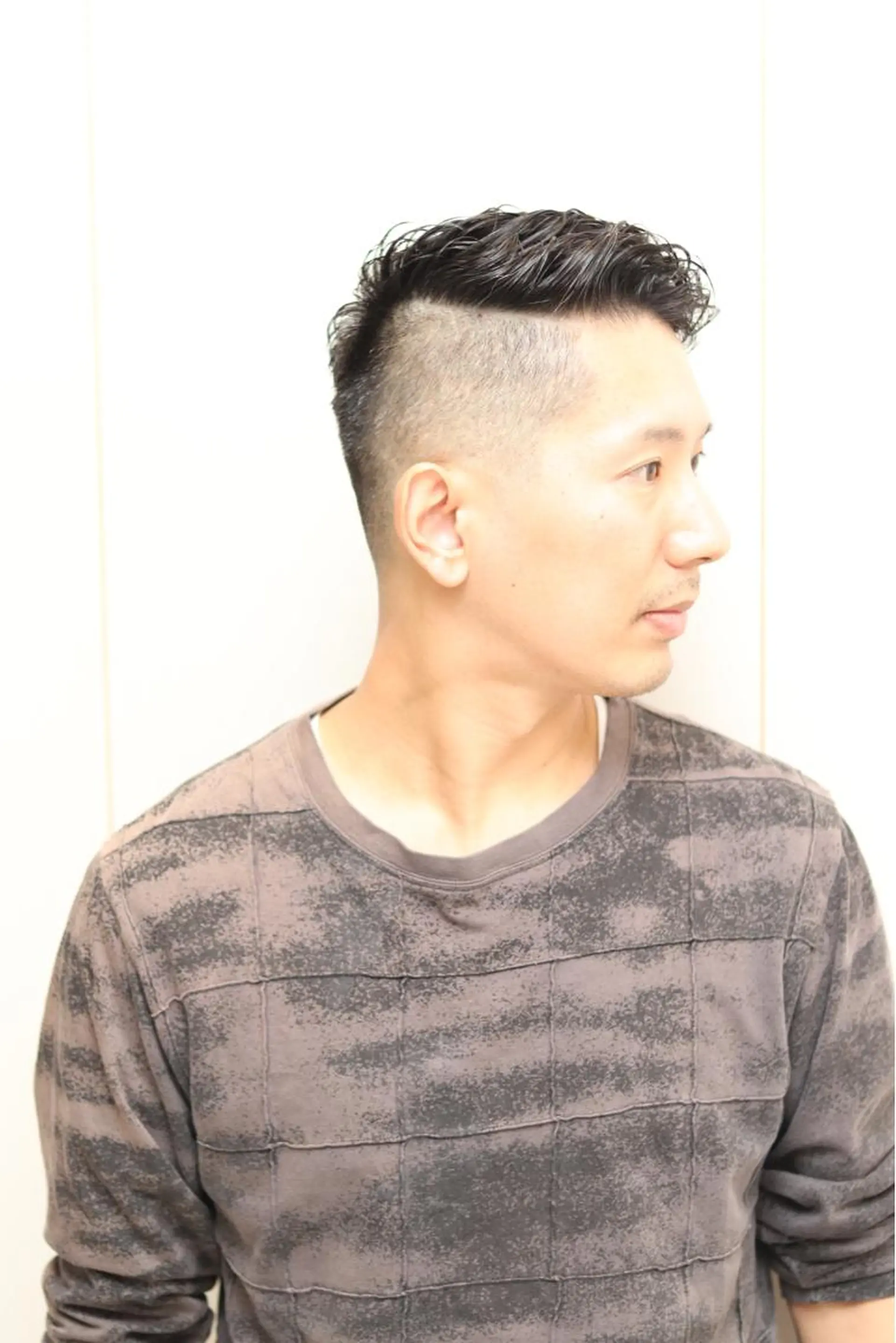 ショート パーマ メンズ HAIR&GROOMING YOSHIZAWA Inc.BANDAI所属・みよし まさとのヘアスタイル