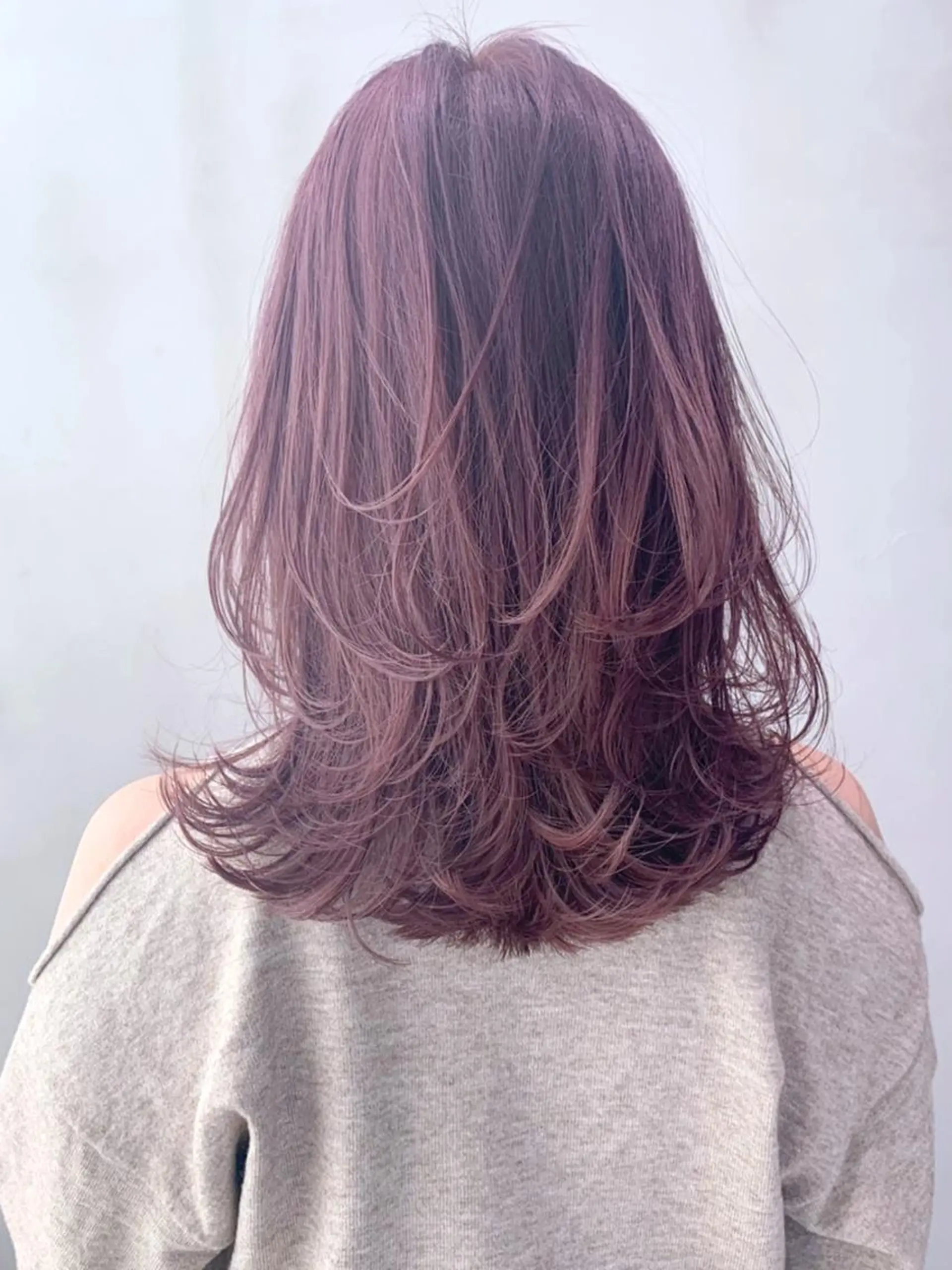 ミディアム カラー パーマ ヘアアレンジ ラベンダーカラー ピンクカラー ピンクラベンダー ITbyALBUM 八王子店のヘアスタイル