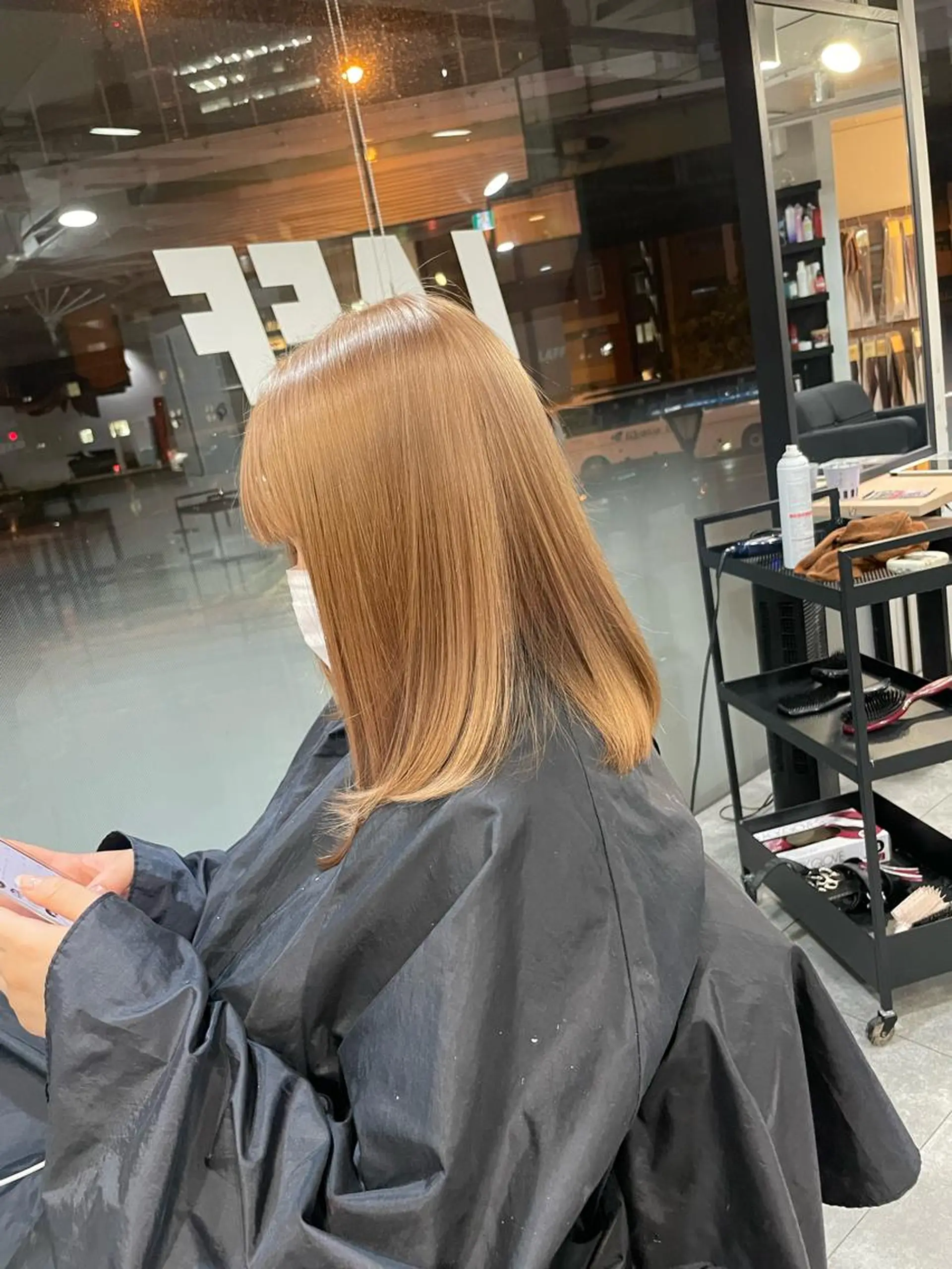 ミディアム カラー ベージュカラー ヘアカラー トリートメント ヘアセット 難波ブリーチカラー 伊藤洋輝のヘアスタイル