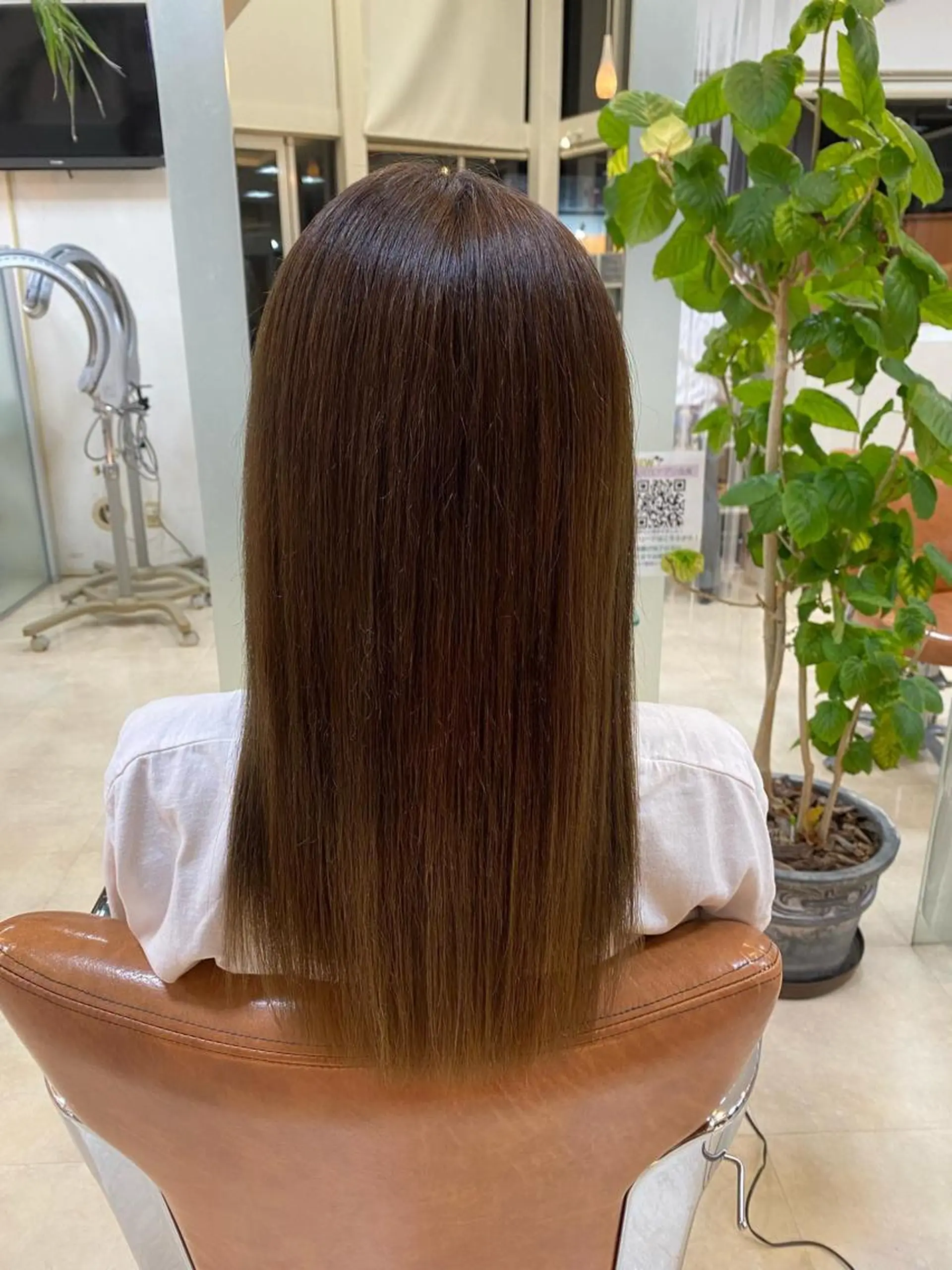 ロング ハイトーン×デザイン 🪽🫧HIKARIのヘアスタイル