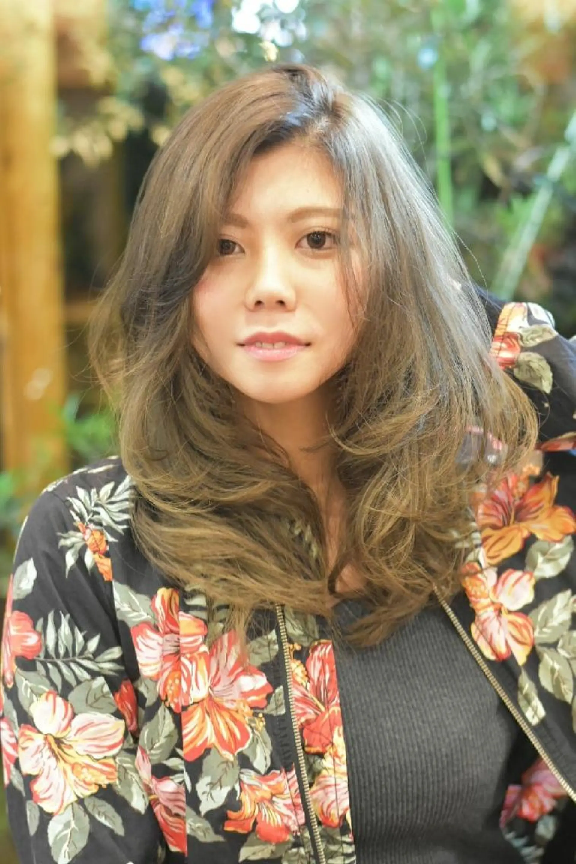 セミロング カット ヘアカラー トリートメント 北川 裕暁のヘアスタイル