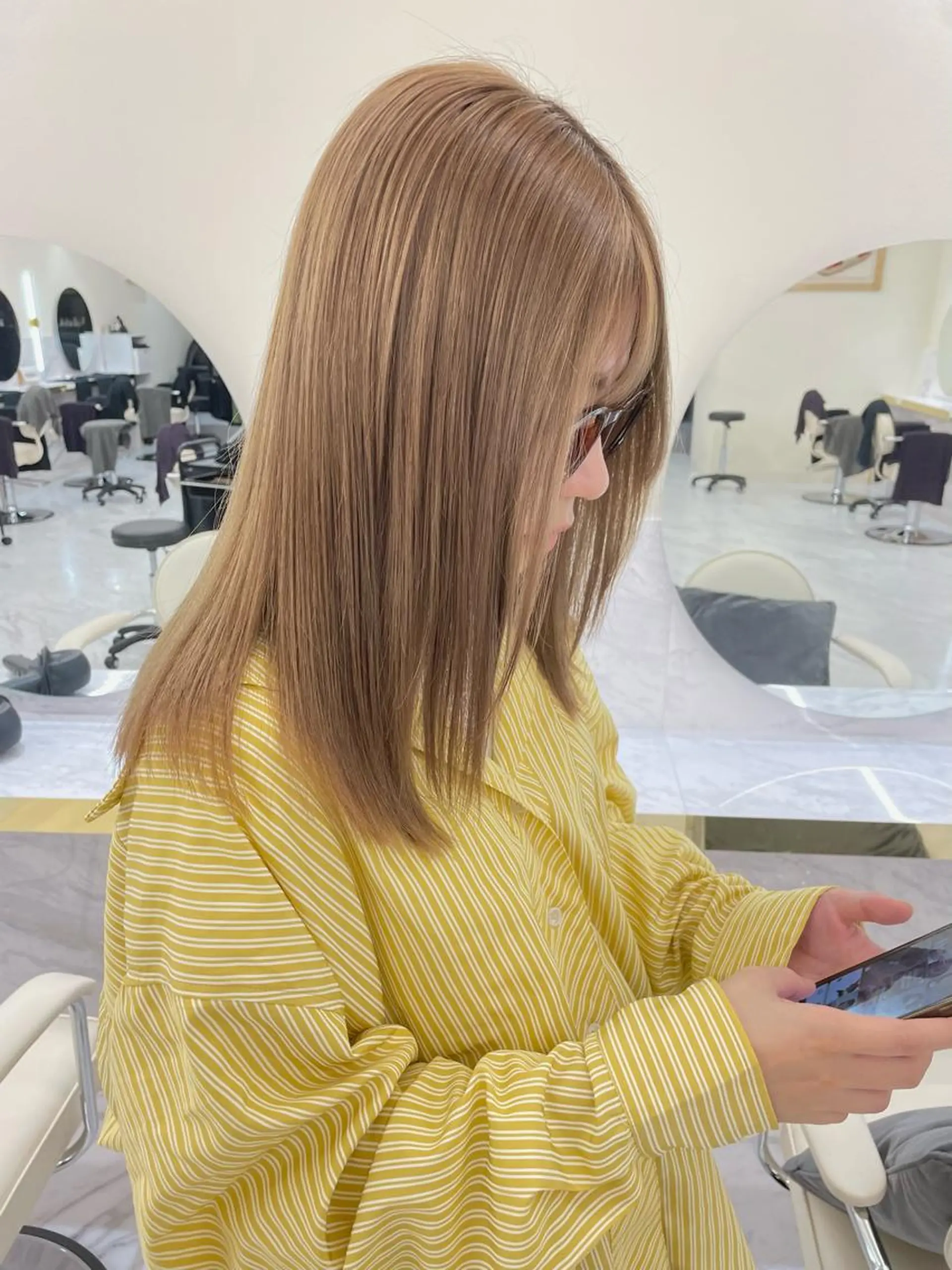セミロング カラー ヘアアレンジ maoブリーチ無し 似合わせカラーのヘアスタイル