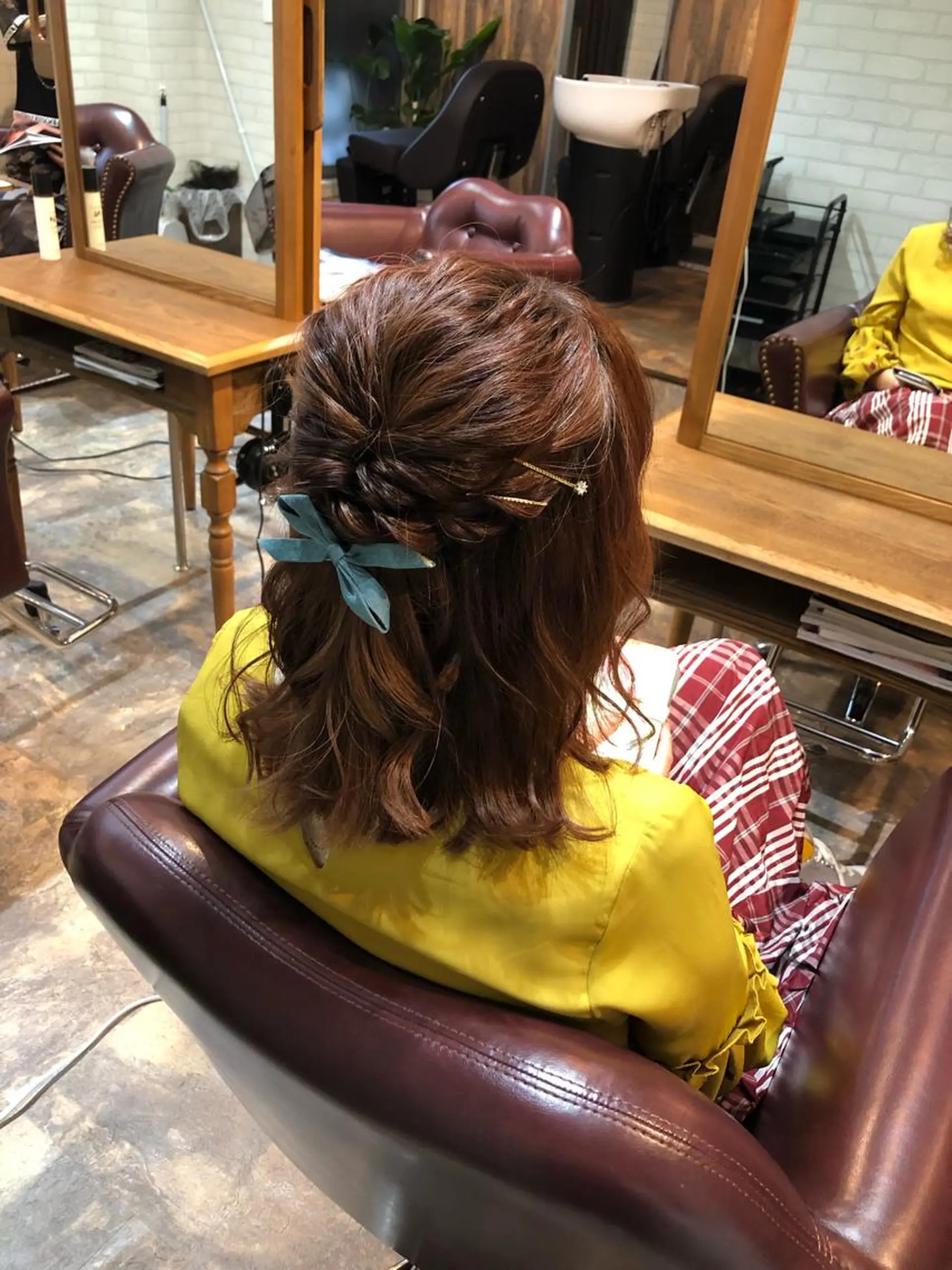 ヘアアレンジ ハーフアップ みやもと☆ まなみのヘアスタイル