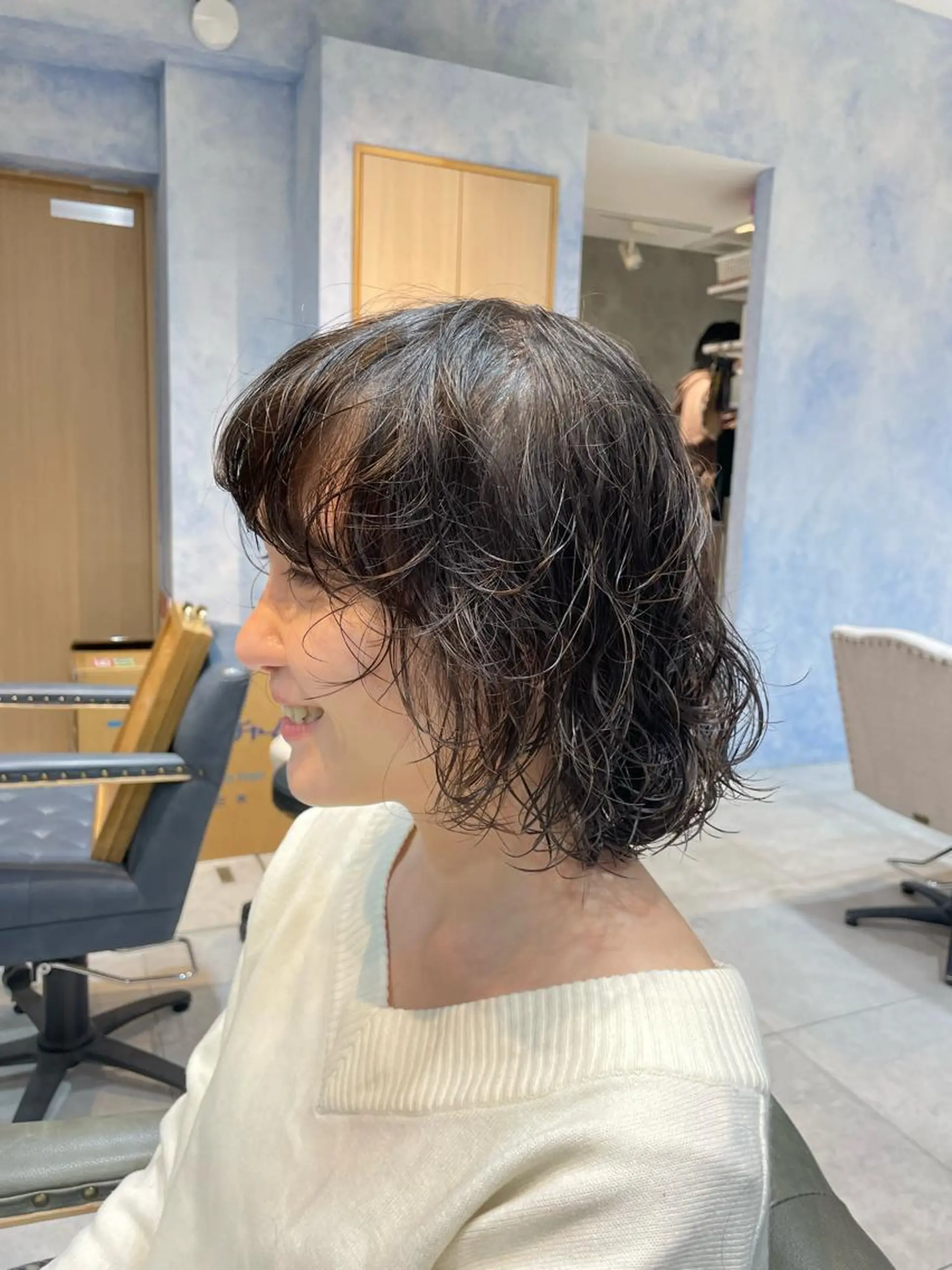 ショート カラー パーマ ボブ ショートヘア プードルパーマ スパイラルパーマ 若林 良のヘアスタイル