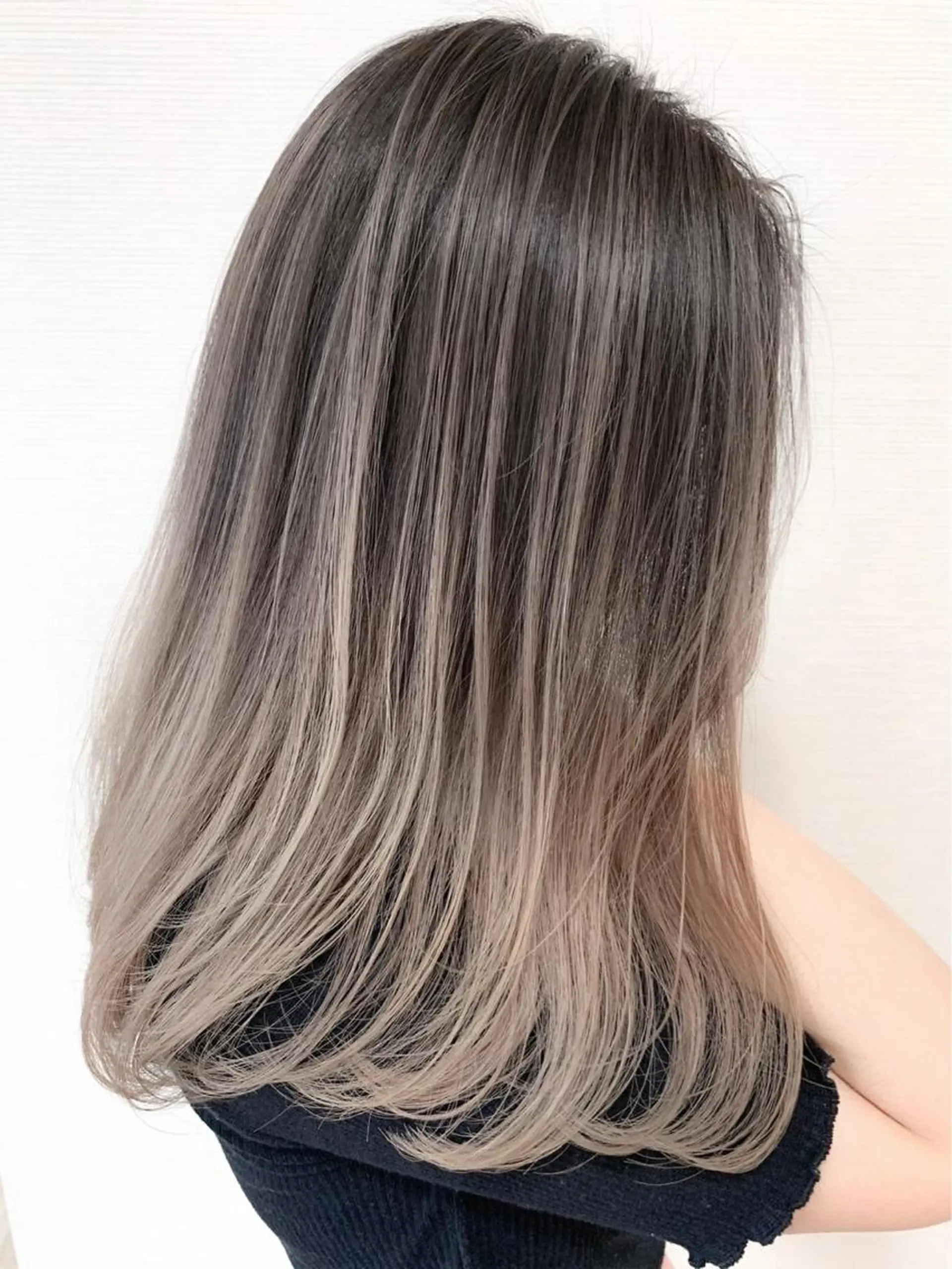 ロング カラー バレイヤージュ レイヤーカット 特別モデル価格 タカシマイッセイのヘアスタイル