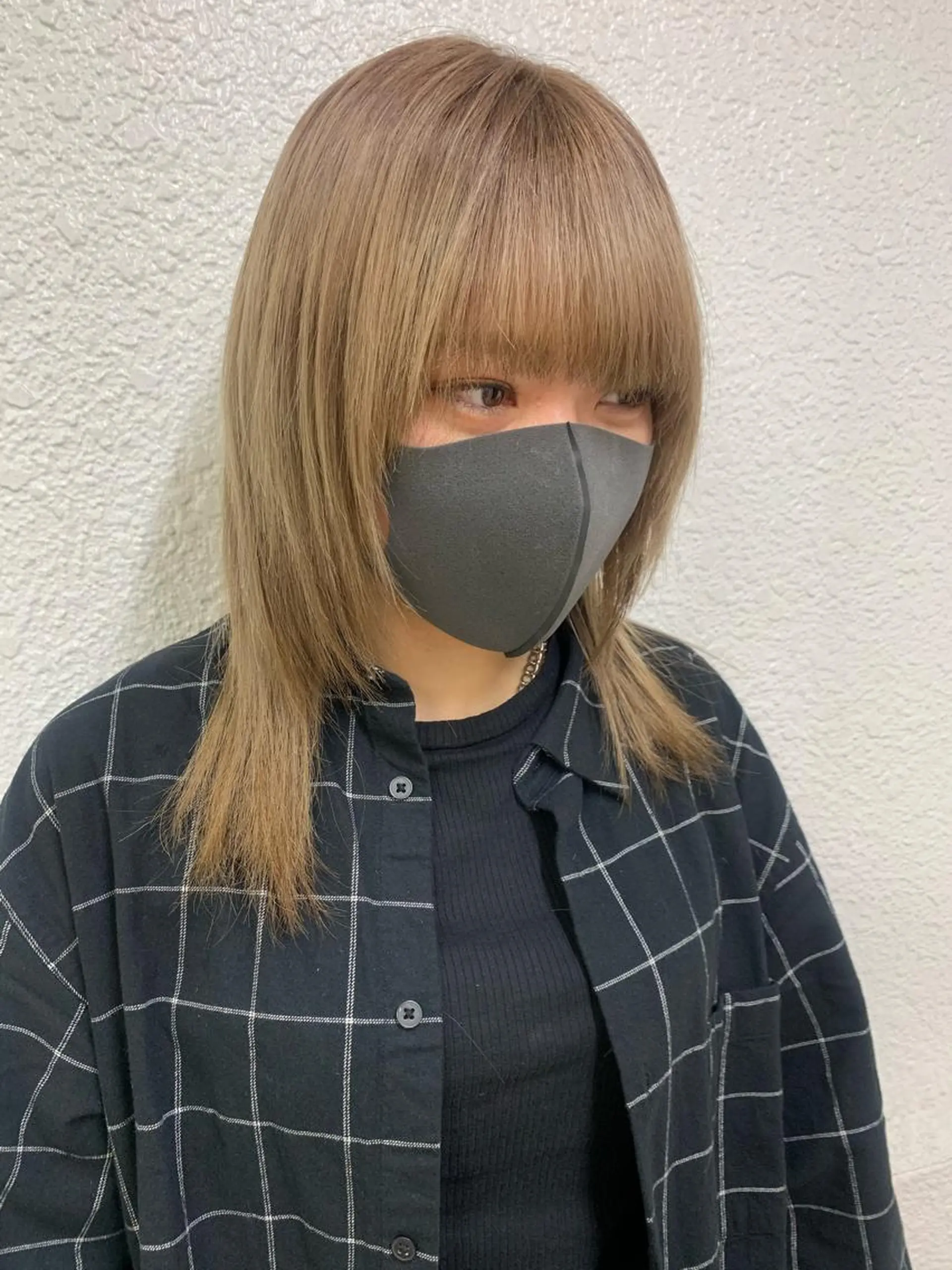 ミディアム ウルフカット 🧨ブリーチー×ボブ レイヤー💎じゅえるのヘアスタイル