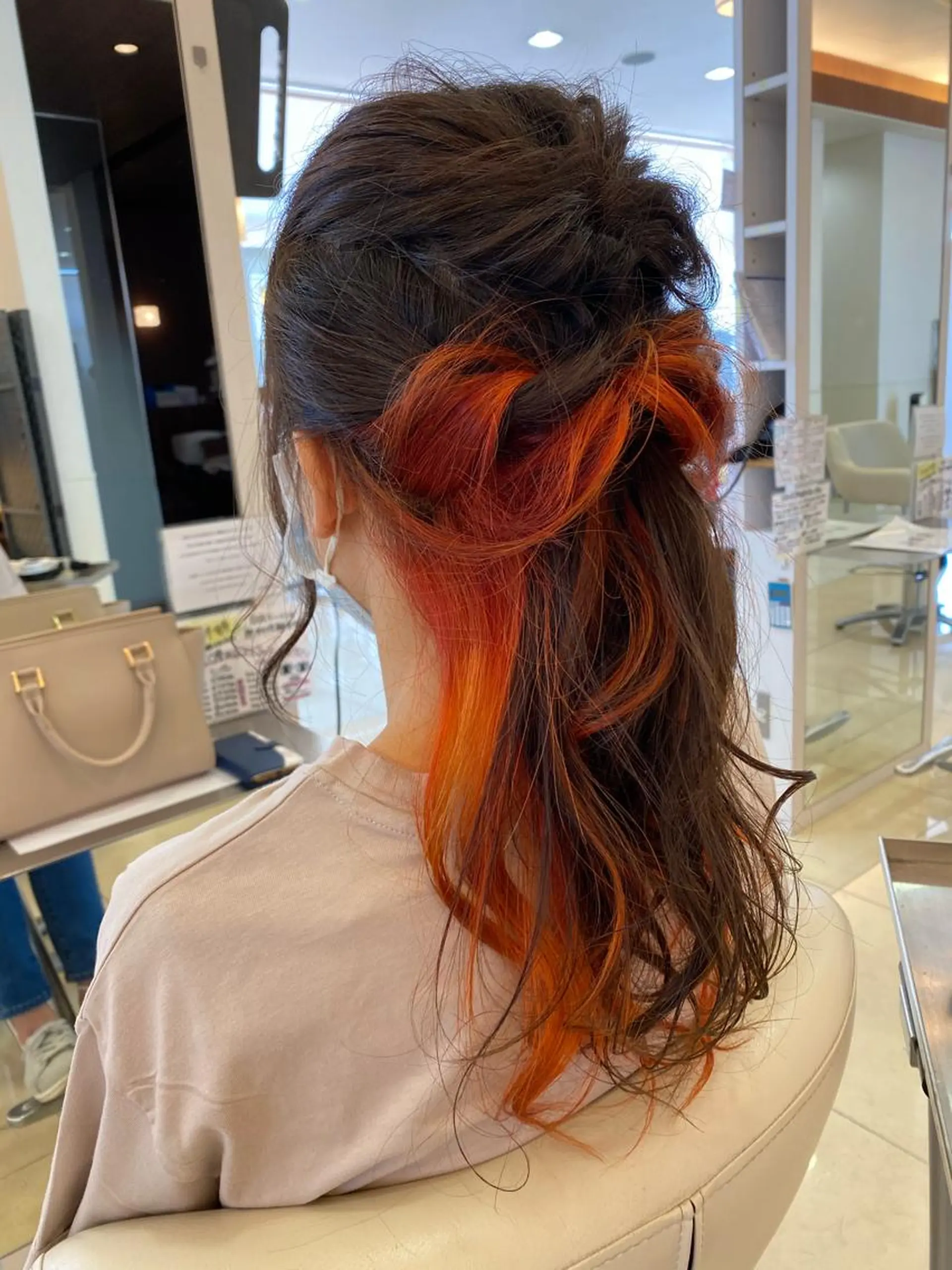 カラー 牧野 佳樹のヘアスタイル