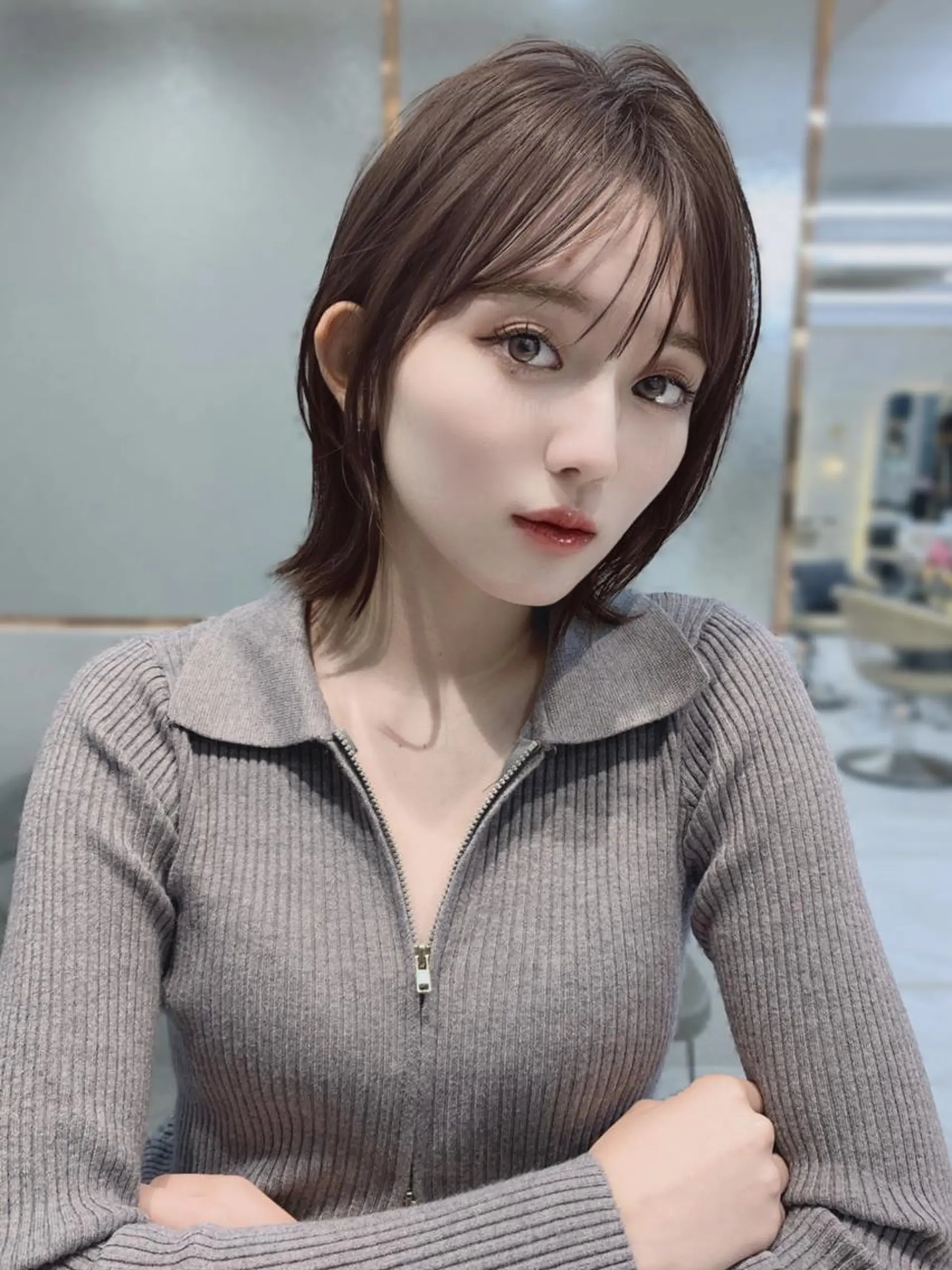 ミディアム カット ヘアカラー トリートメント ロンドガーネット /髪質改善/レイヤーのヘアスタイル