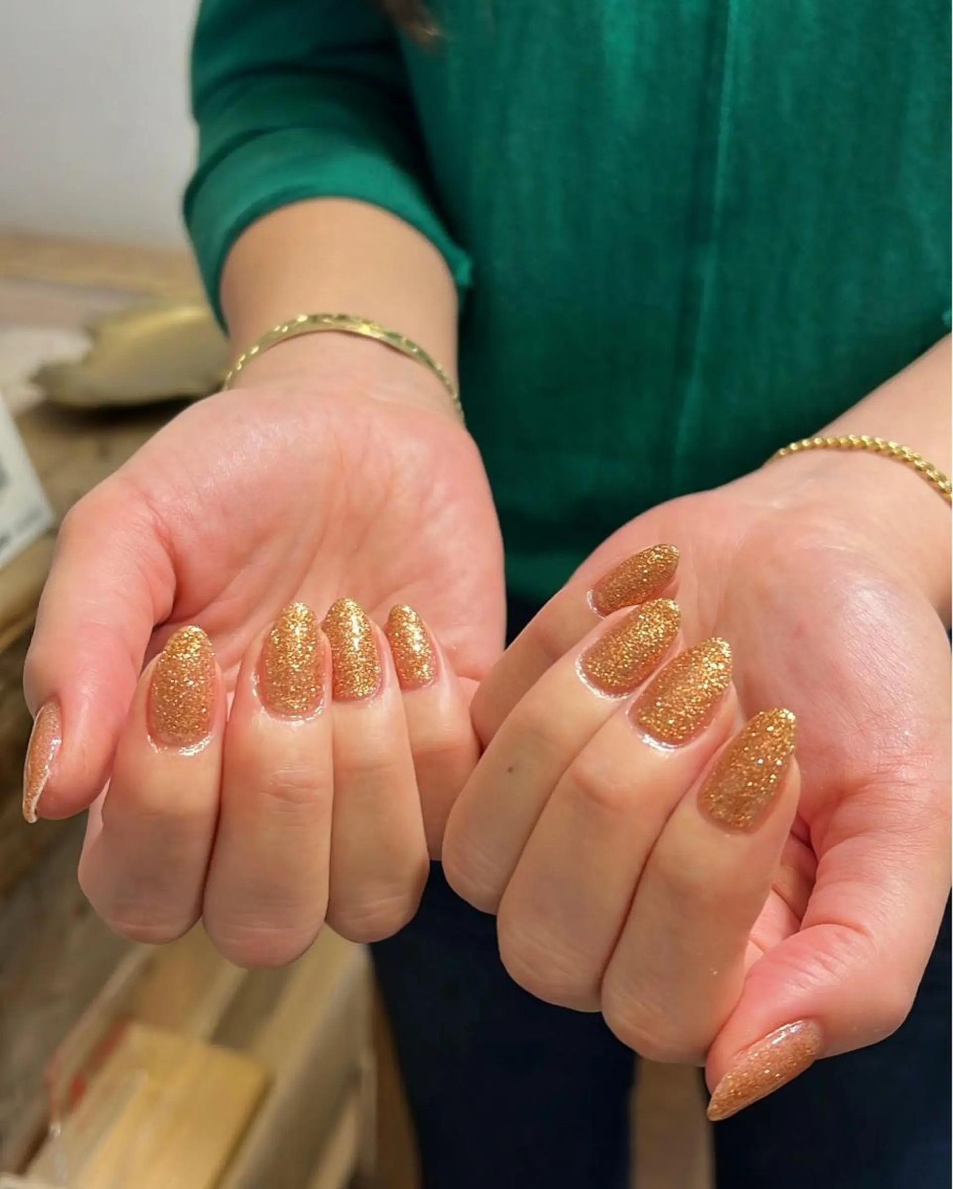 ネイル ハンドネイル フットネイル ハンドケア Nes.Nail所属・Miyagi Asamiのネイルデザイン