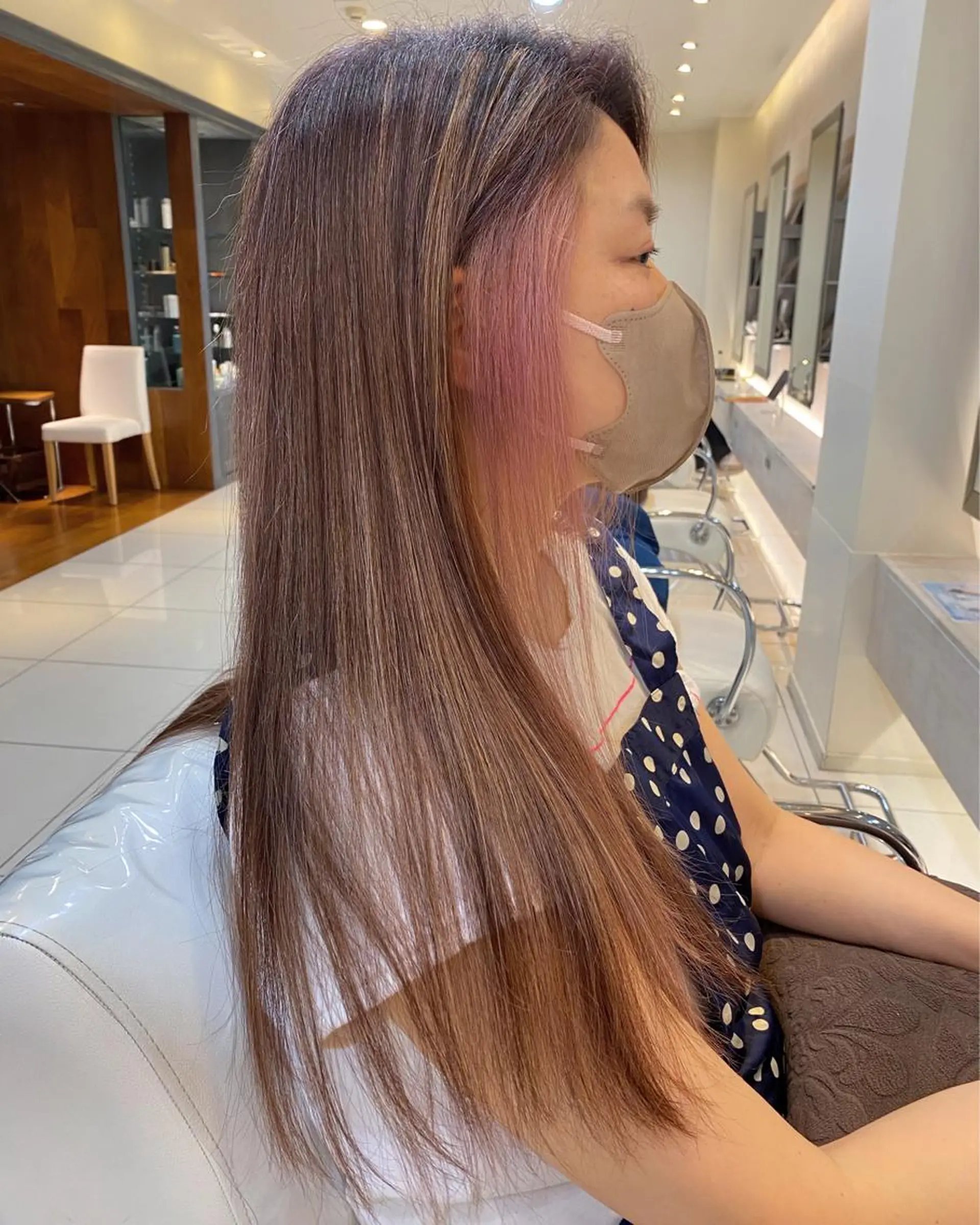 ロング ヘアカラー sea's所属・ヒラカホ/矢場町/ ブリーチ/似合わせのヘアスタイル