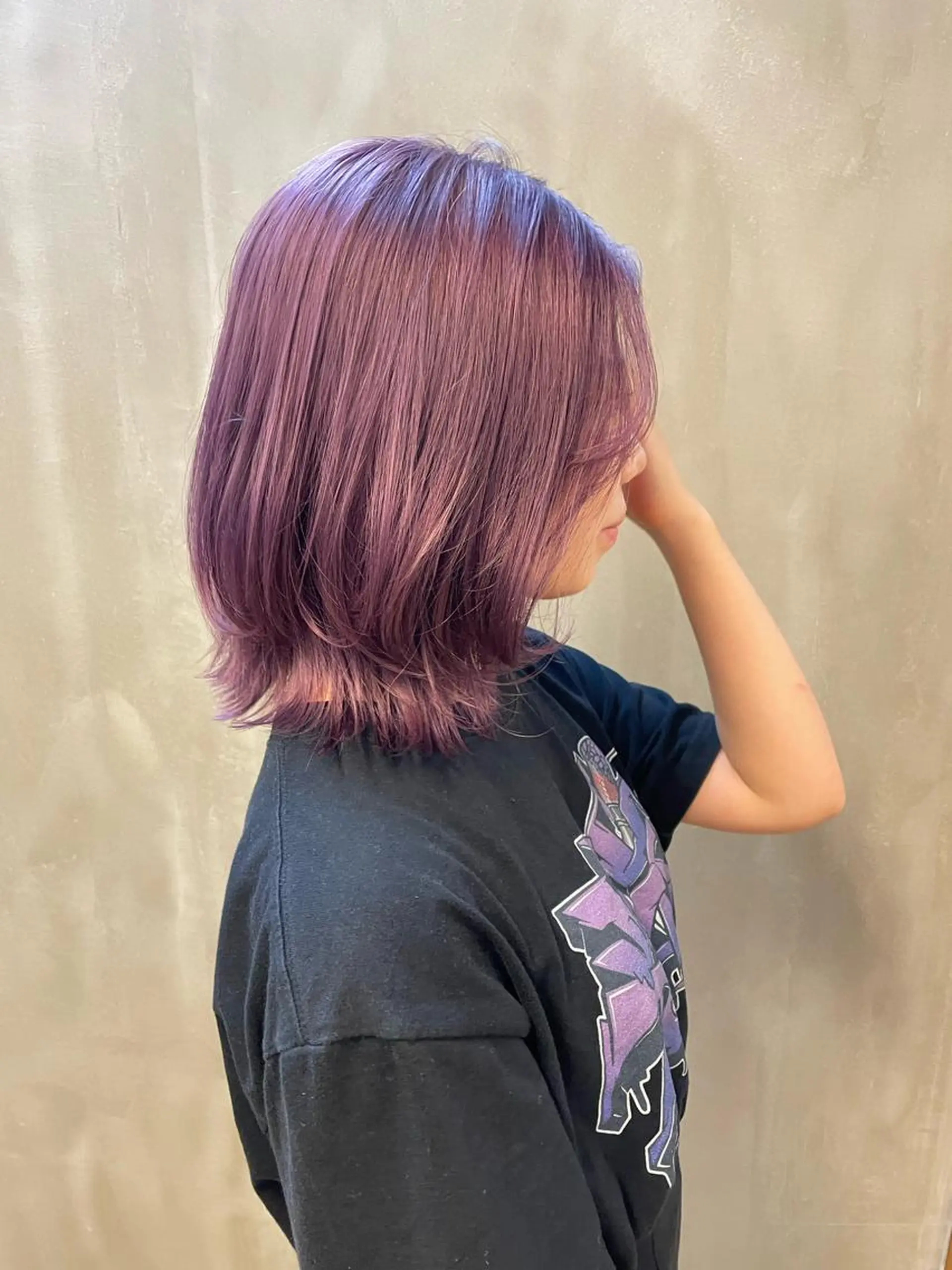 セミロング カラー パーマ ヘアアレンジ メンズ キッズ ネイル マツエク・マツパ アイブロウ ベージュカラー ラベンダーカラー ラベンダーベージュ カット ヘアカラー トリートメント tatsumi/ボブ ウルフ/レイヤーのヘアスタイル