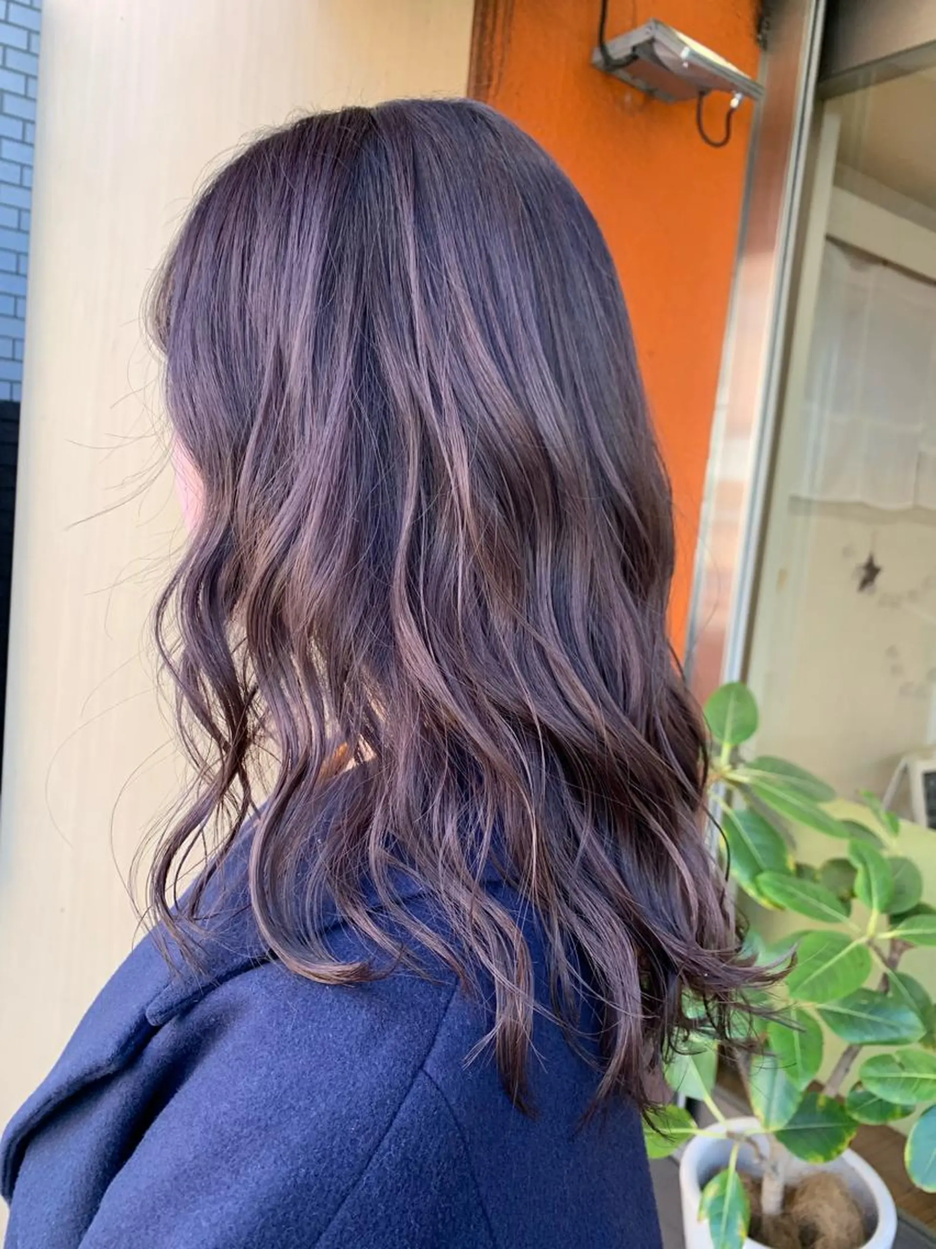 セミロング 丸山 亜加理のヘアスタイル