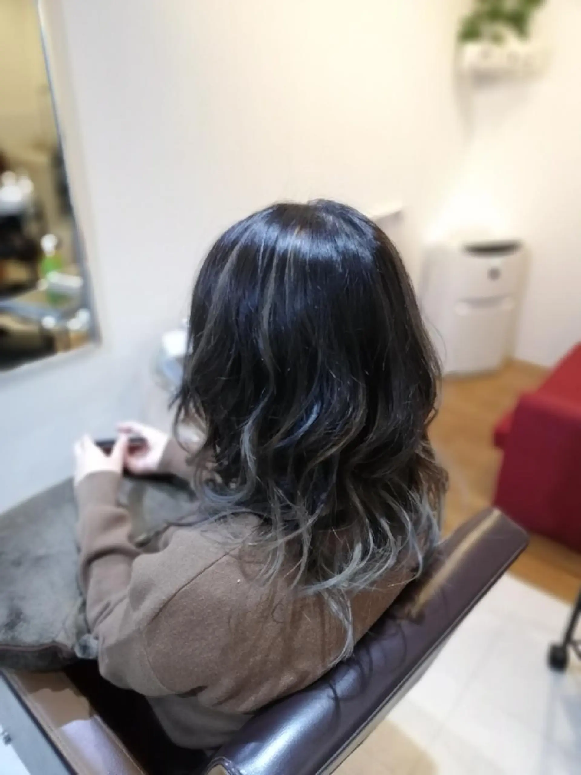 セミロング カラー 北林 弘展のヘアスタイル