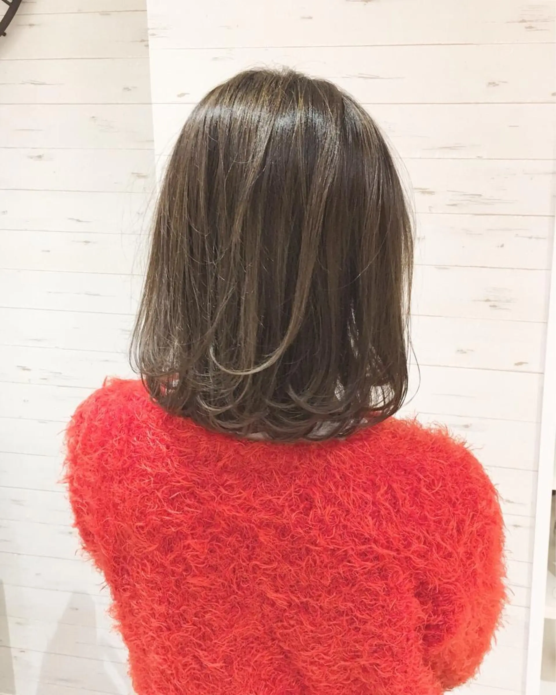 ミディアム ミヤザキ タクトのヘアスタイル