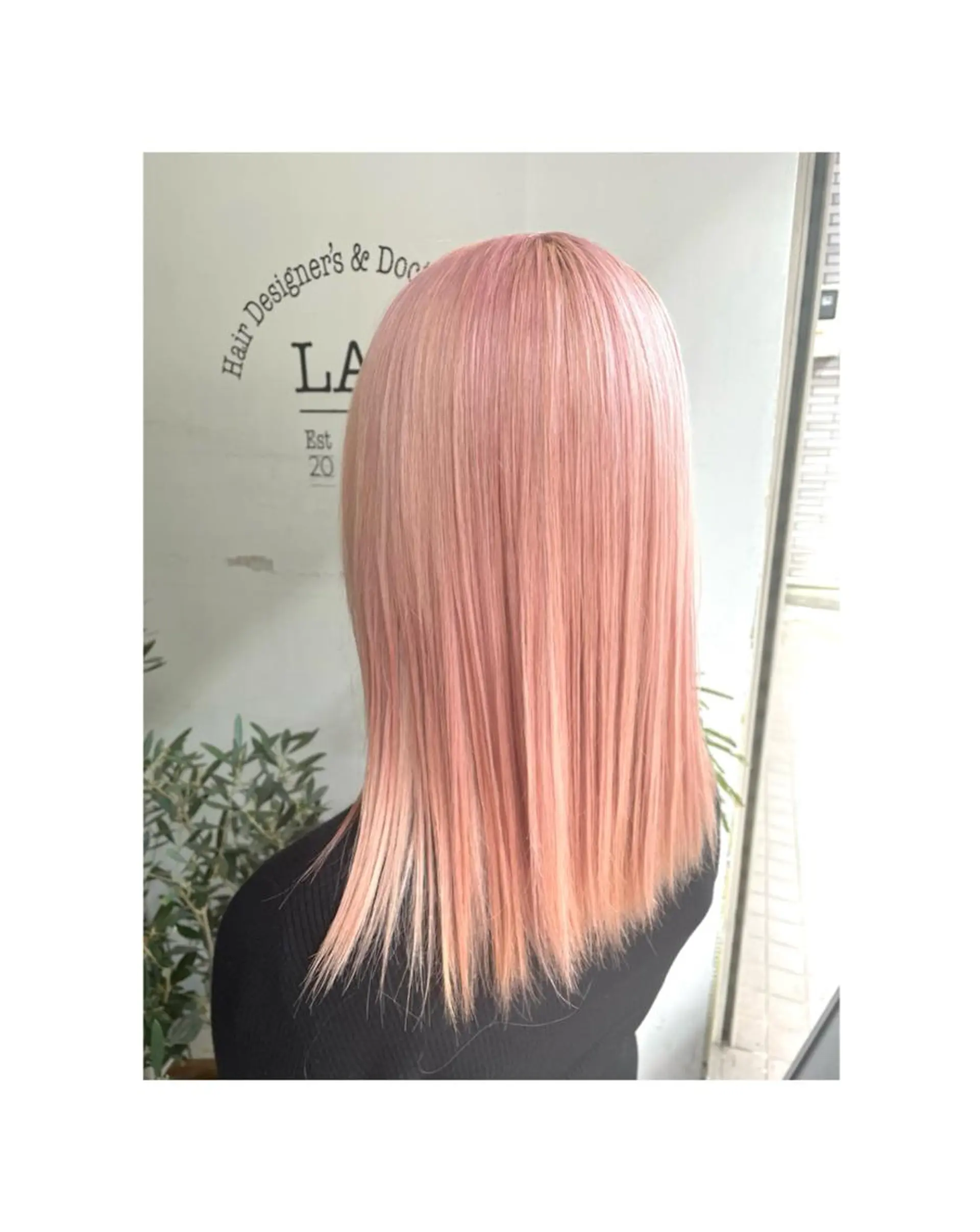 ミディアム カラー やました りなのヘアスタイル