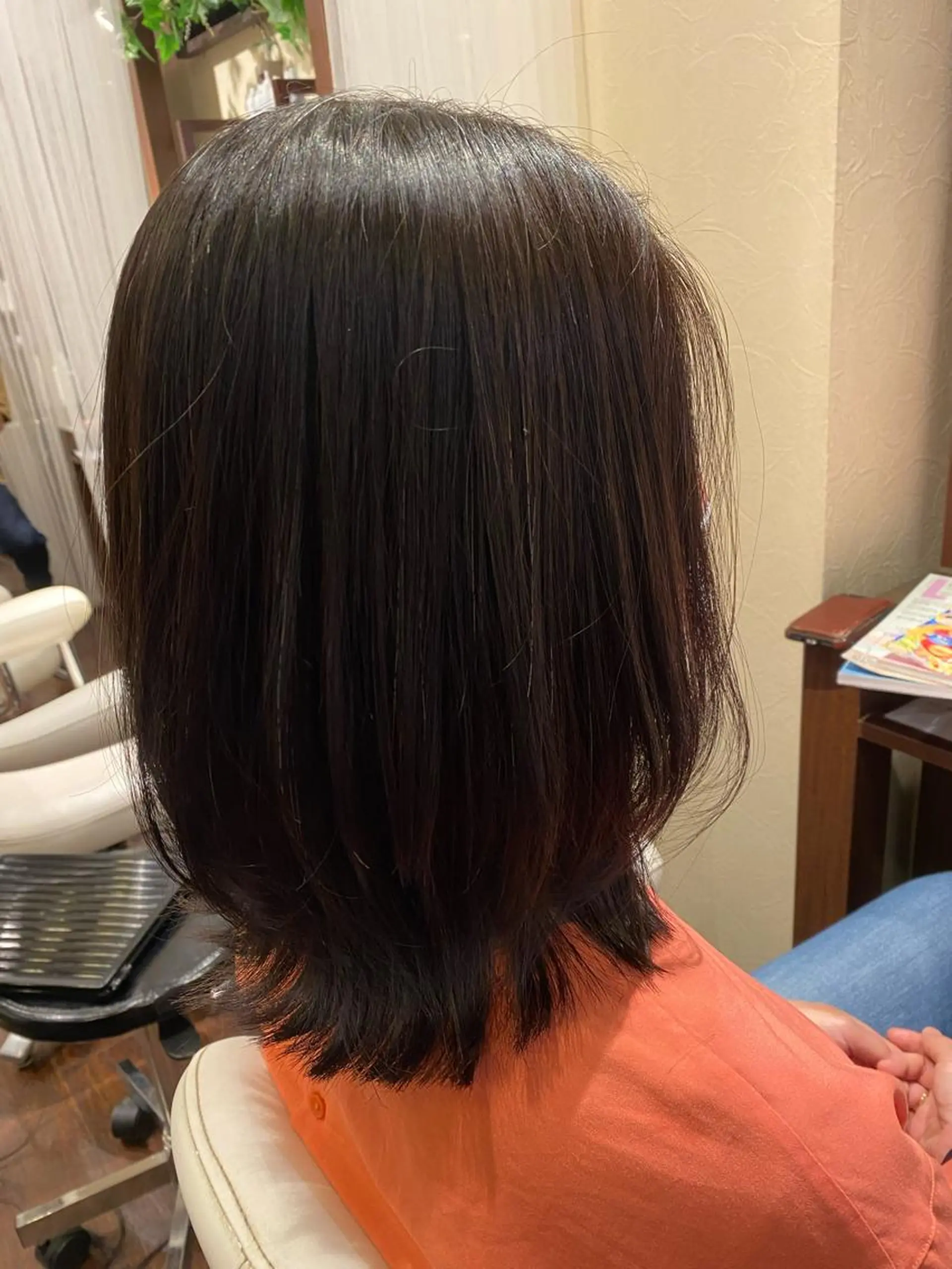 ミディアム 艶ｶﾗｰ｜ｽﾄﾚｰﾄ 🍟yuki🍟のヘアスタイル