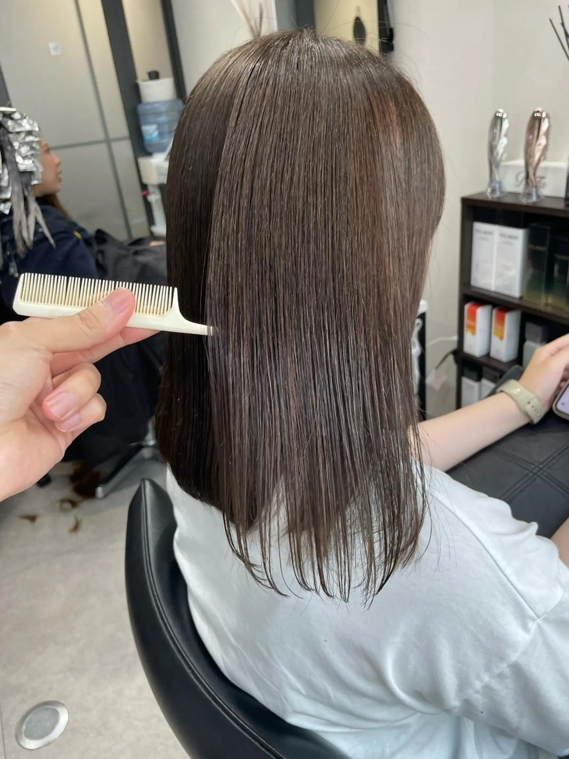 セミロング カラー カット ヘアカラー 縮毛矯正 トリートメント 髪質改善will hairdesignのヘアスタイル