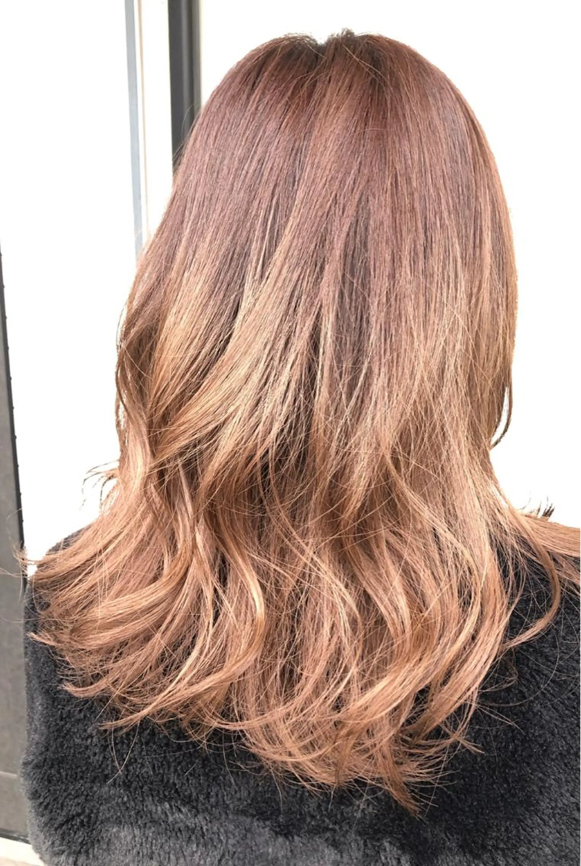 セミロング カット ヘアカラー トリートメント uti所属・菊池 幹のヘアスタイル