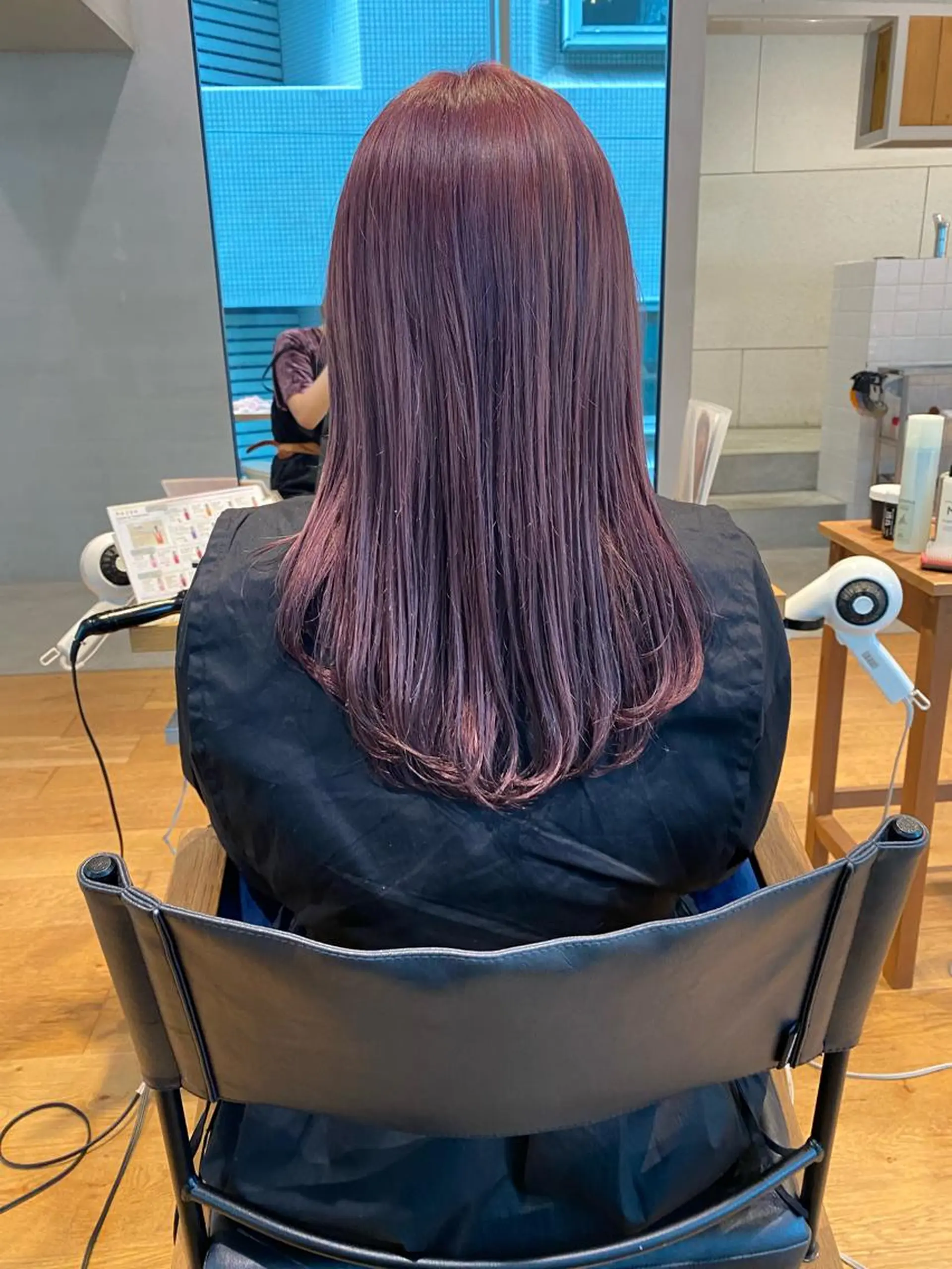 セミロング カラー ヘアアレンジ 、 、のヘアスタイル