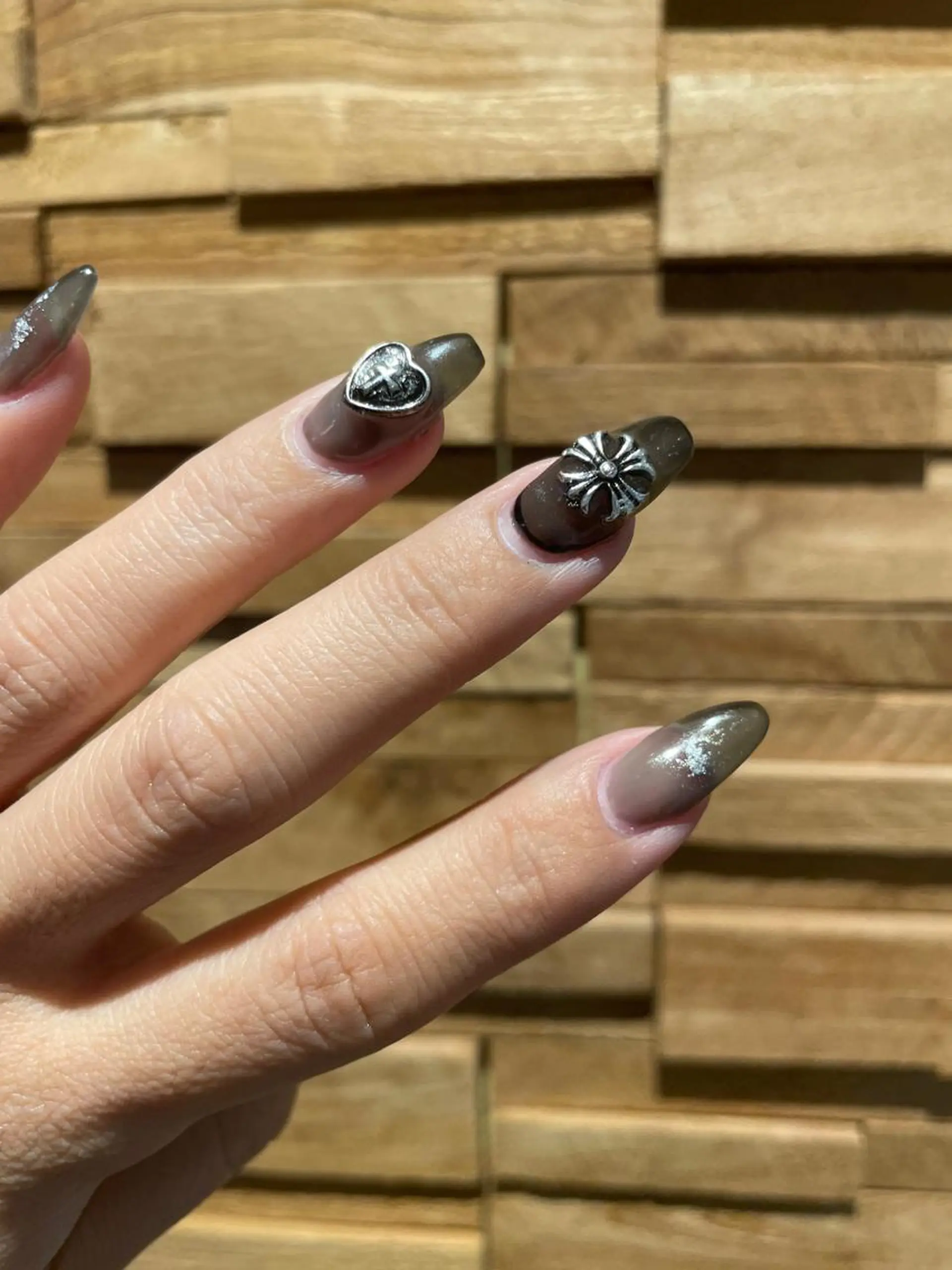 ネイル nail Eclat所属・志賀野 美喜のネイルデザイン