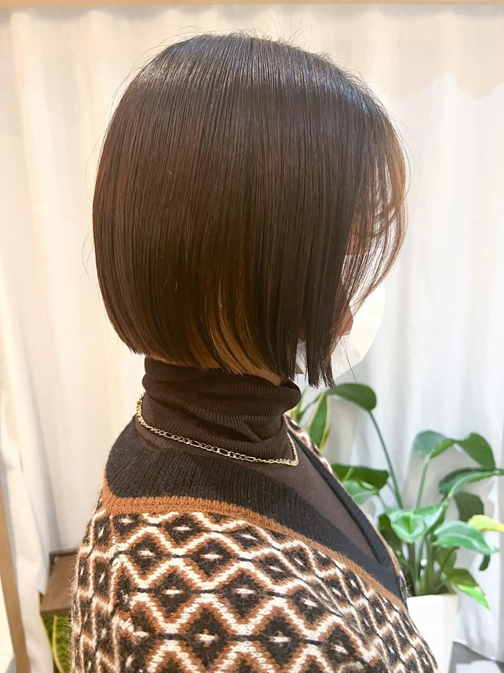 ショート カラー ミディアムパーマ /癖毛パーマのヘアスタイル