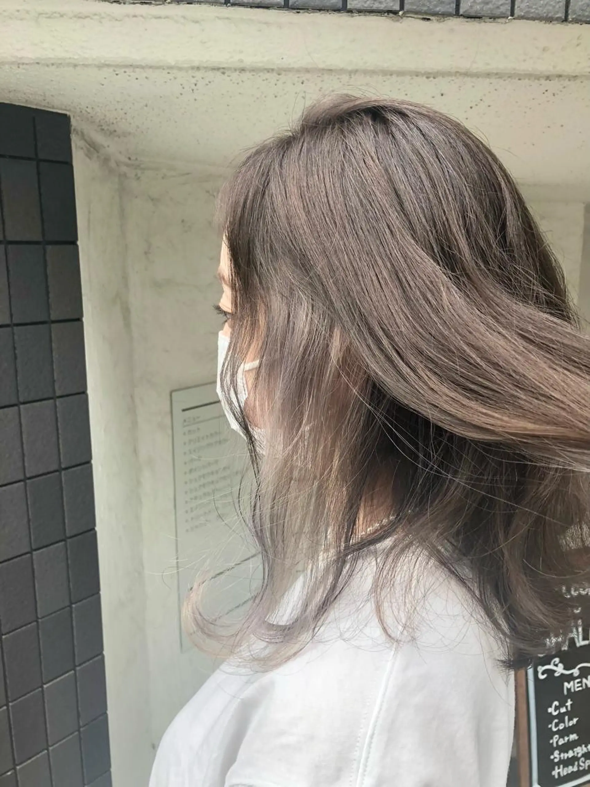 カラー ベージュカラー ホワイトベージュ ヘアカラー FUJINO RYOのヘアスタイル