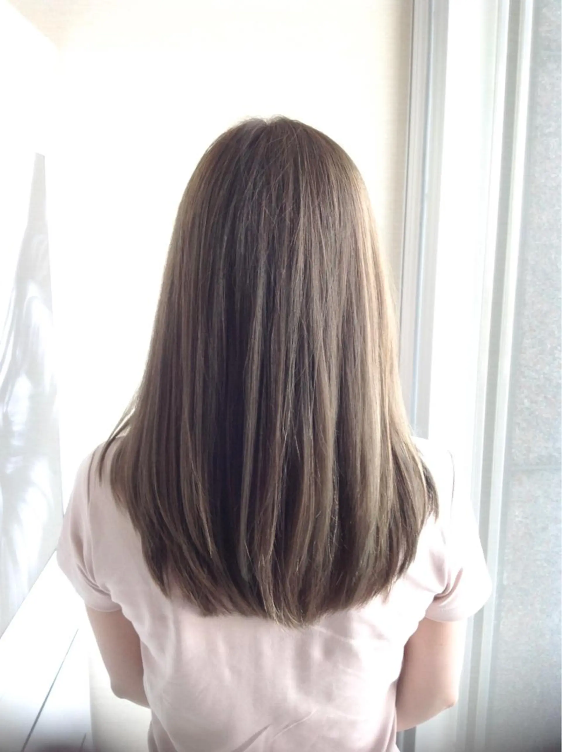 ロング カラー ベージュカラー 透明感カラー ハイライトカラー イルミナカラー ハイライト エイジングケア特化 美容師✂️山崎竜二のヘアスタイル