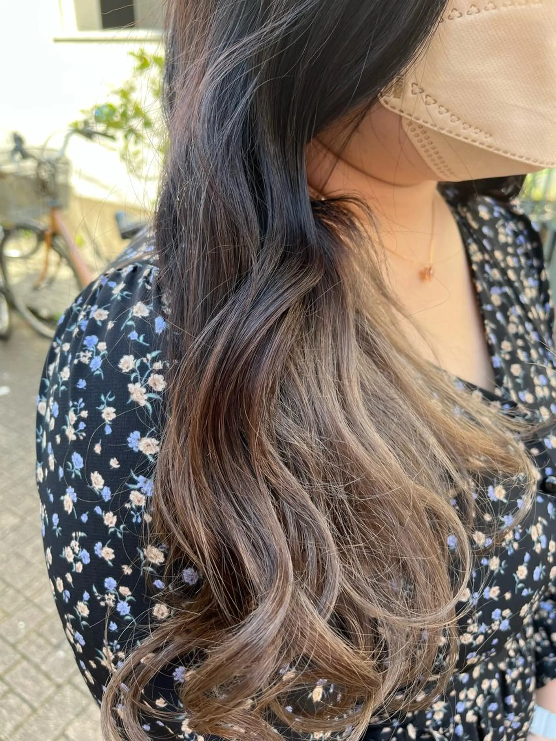 ロング カラー ショートボブ アッシュ バレイヤージュ ミストバング ベージュカラー カット ヘアカラー トリートメント 原宿サロン代表 デザインカラー伊藤卓のヘアスタイル