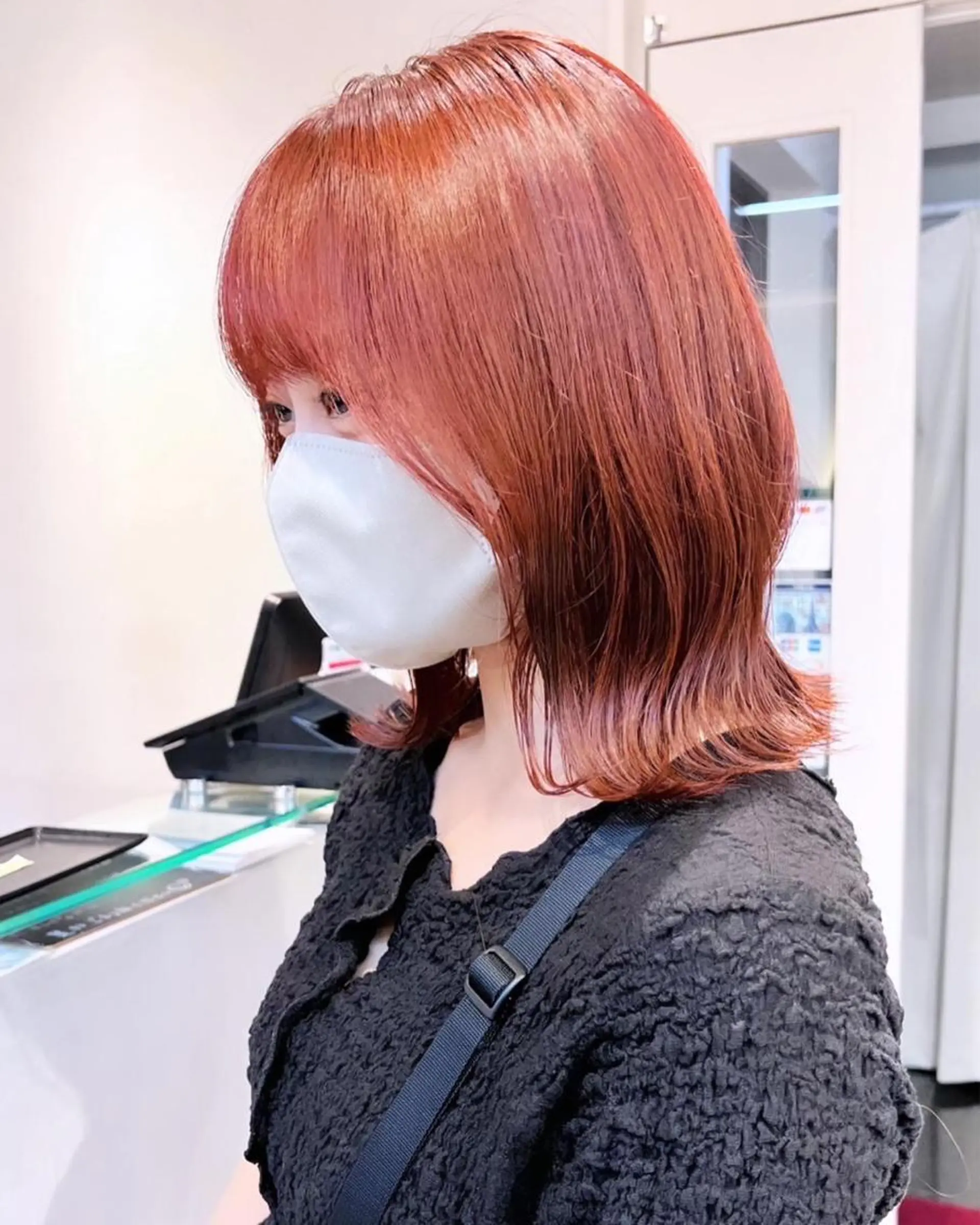 ミディアム カラー センターパート /ニュアンスパーマのヘアスタイル