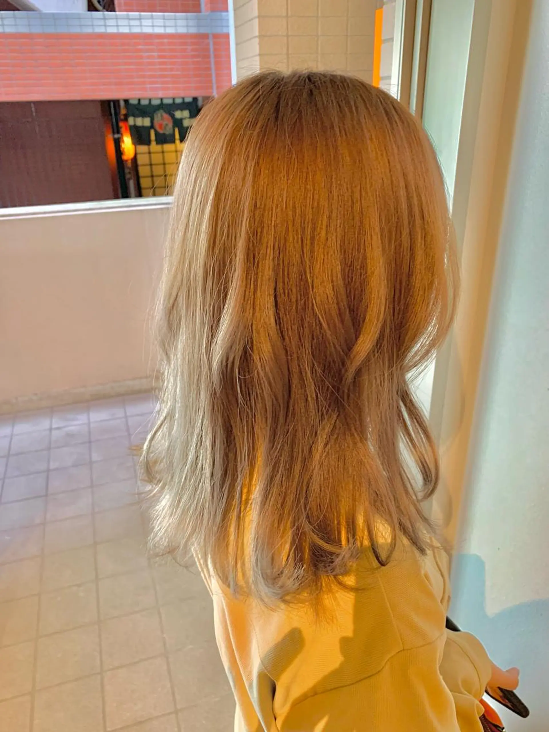 ミディアム カラー ヘアカラー うしだ かおるのヘアスタイル